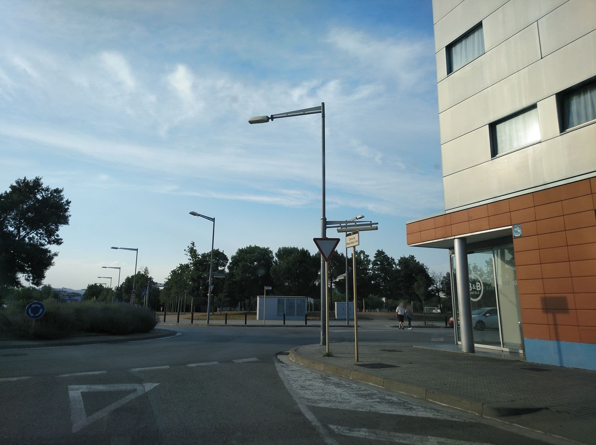 Street view near B&B Hotel Girona 2, Salt — © xevi (CC BY-SA · Mapillary)