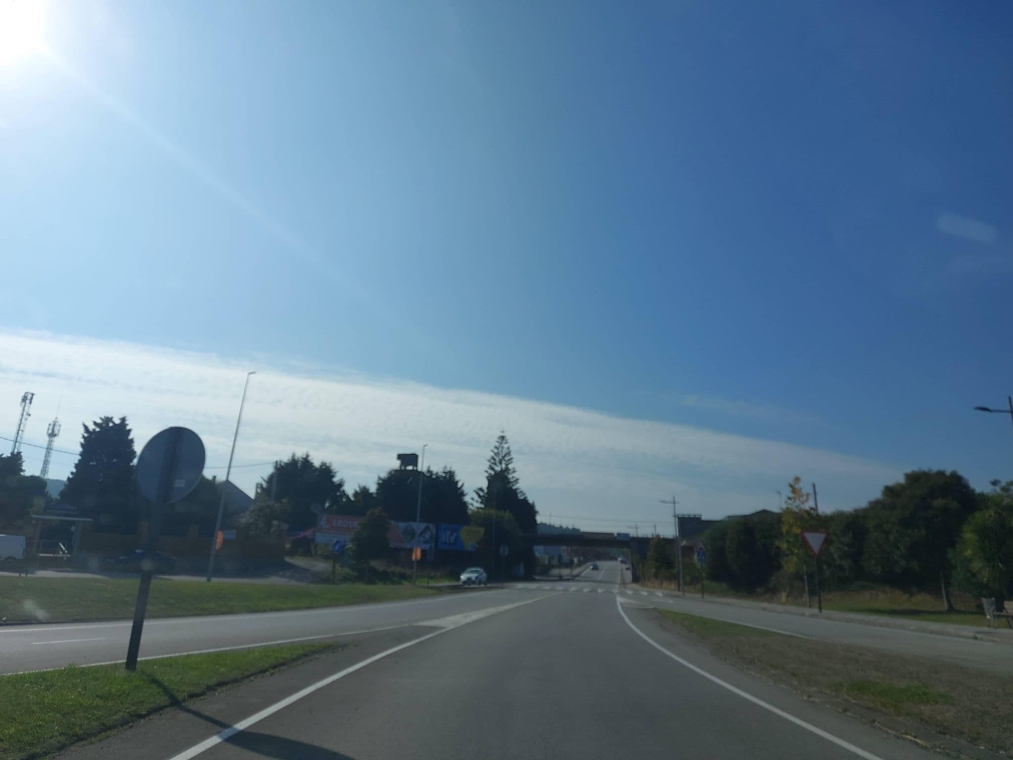 Street view near Hotel Voar, Ribadeo — © 5rmft (CC BY-SA · Mapillary)