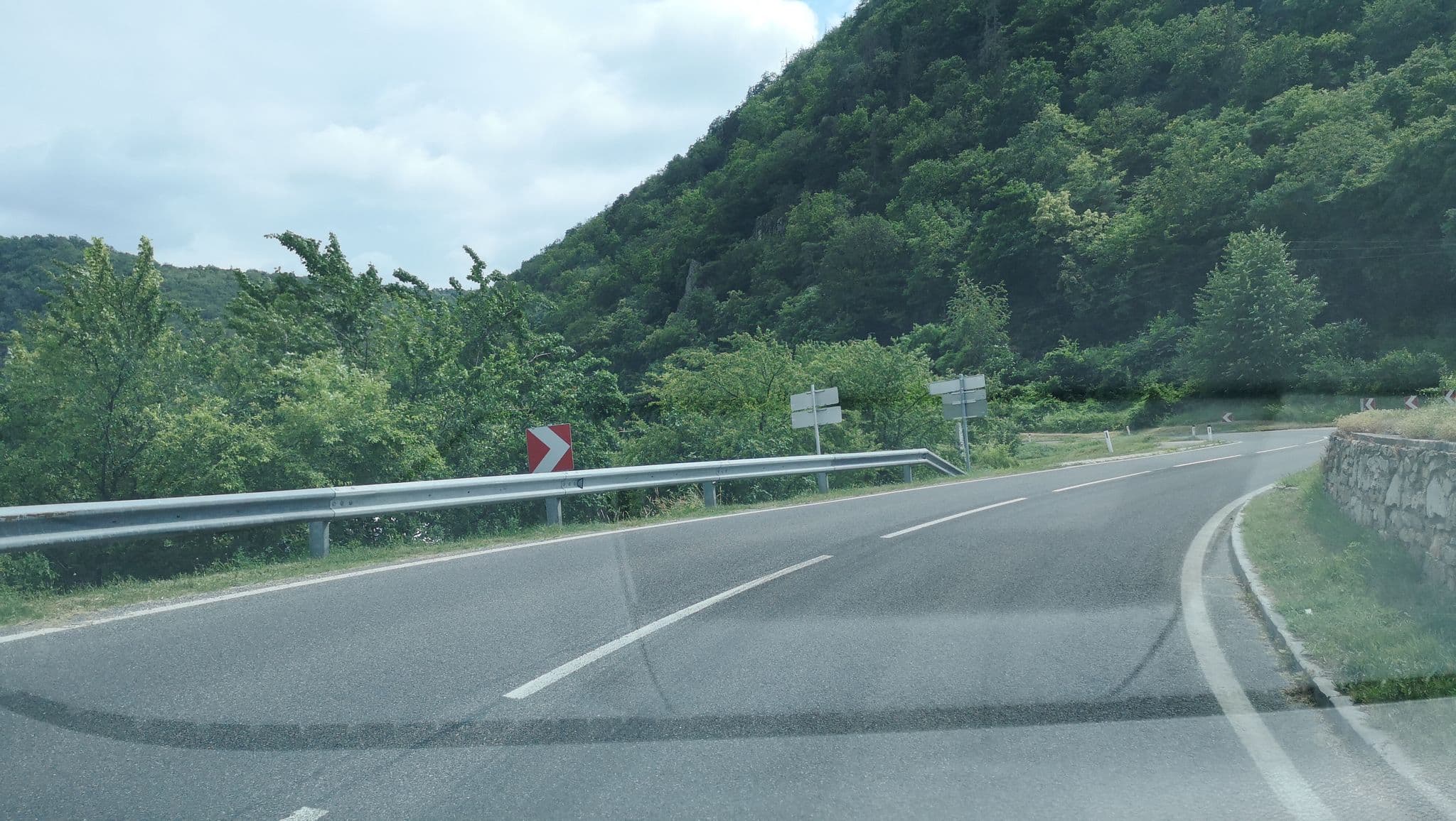 Street view near Wohnmobilcamping Artner, Mautern — © schu_r (CC BY-SA · Mapillary)