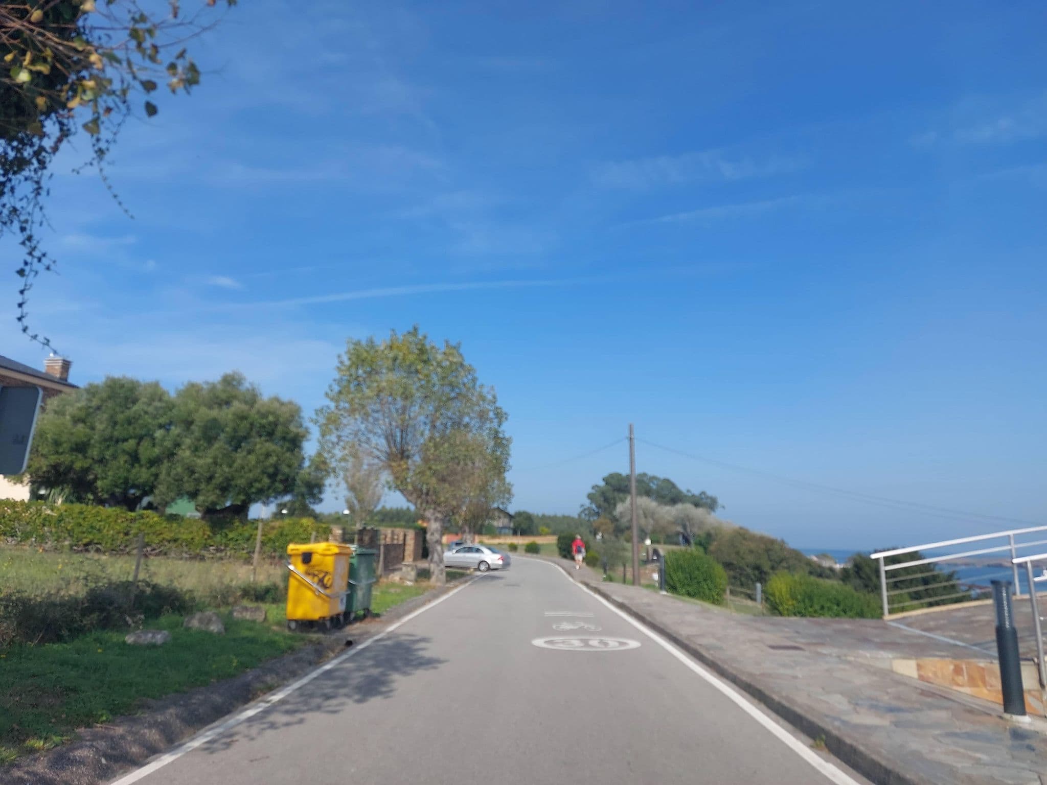 Street view near Albergue de Peregrinos de Ribadeo, Ribadeo — © 5rmft (CC BY-SA · Mapillary)