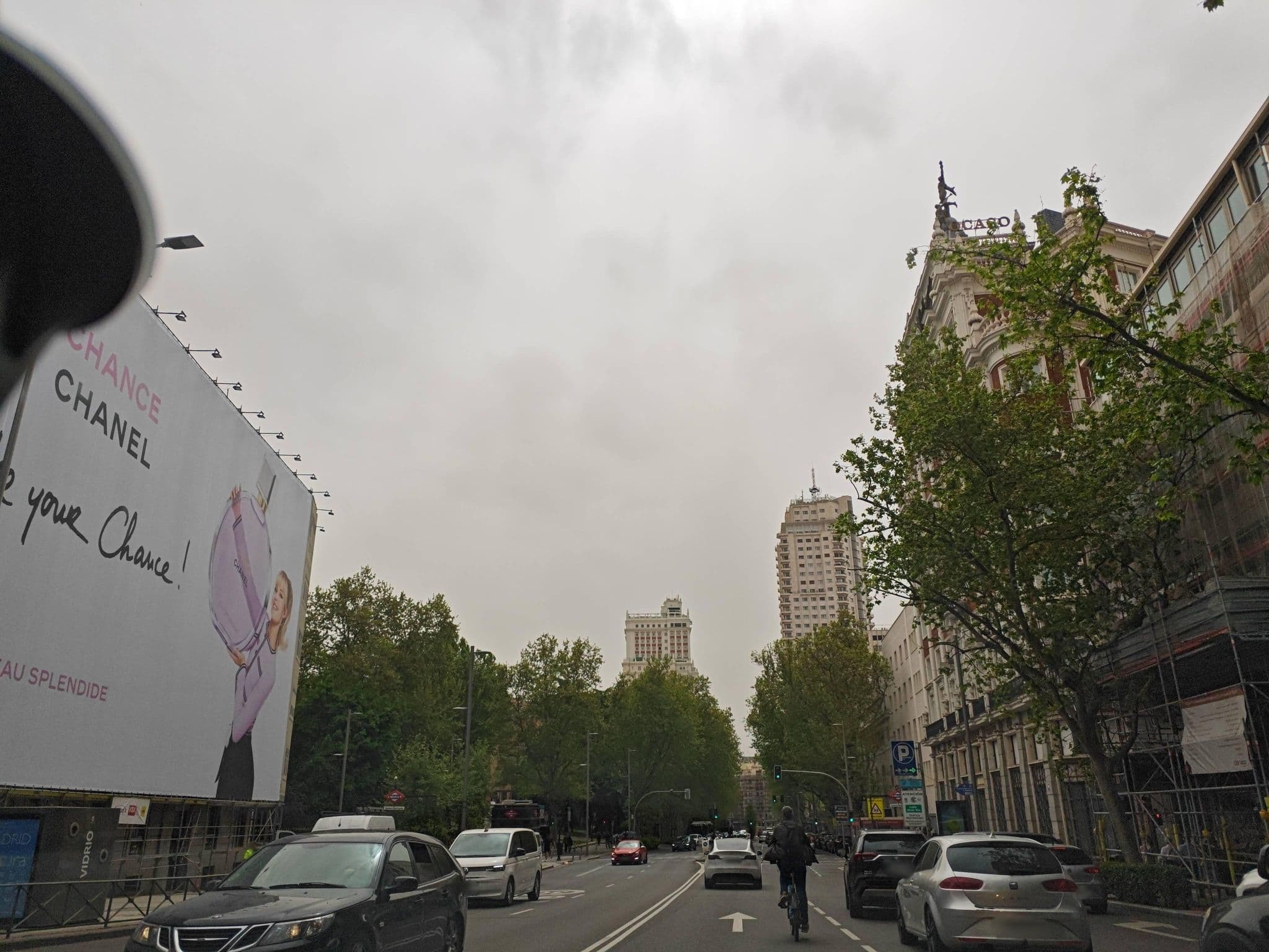 Street view near Meliá Madrid Princesa, Argüelles — © polkillas (CC BY-SA · Mapillary)