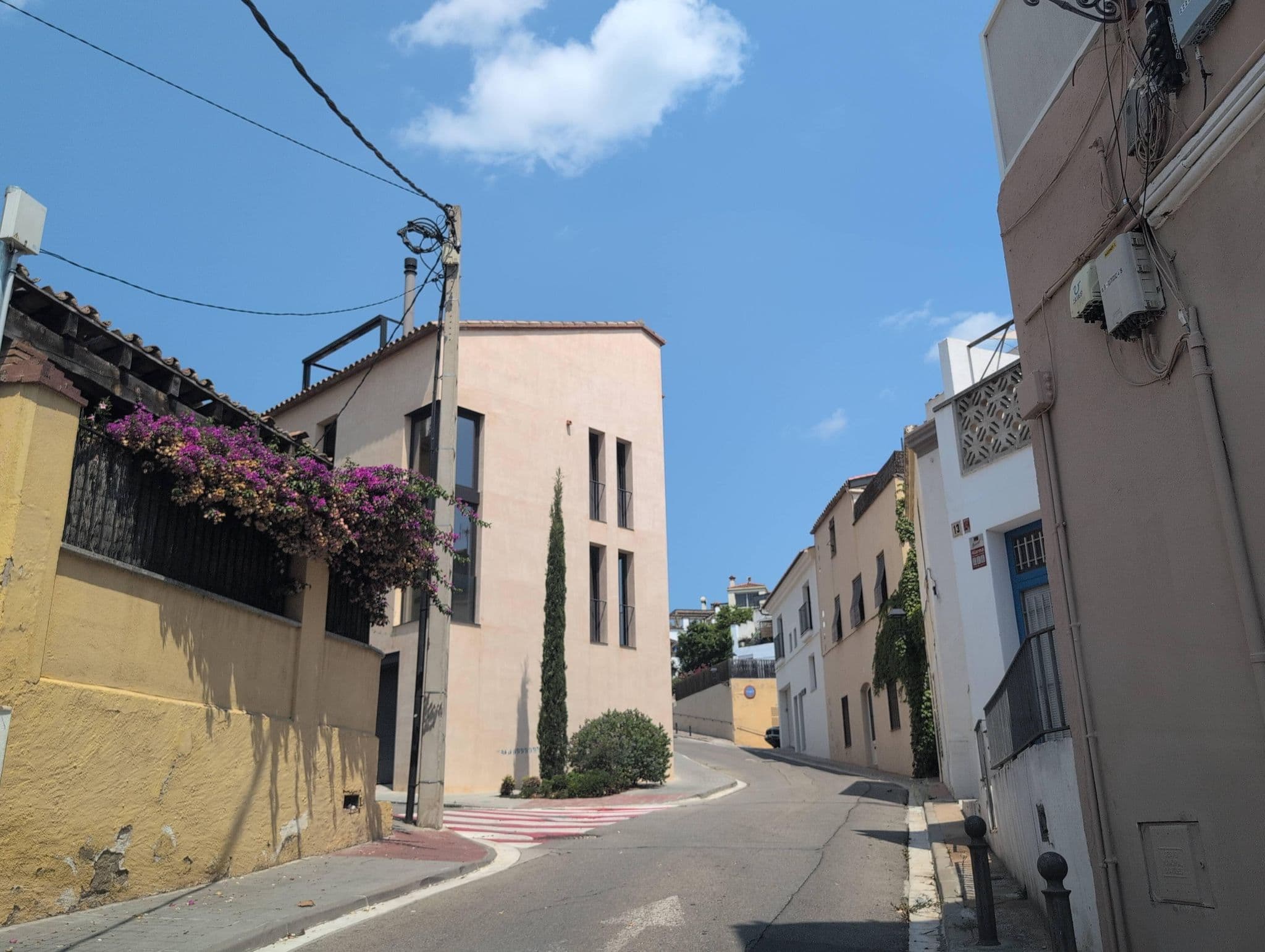 Street view near Mas de Baix, Cabrils — © Albergarri788 (CC BY-SA · Mapillary)