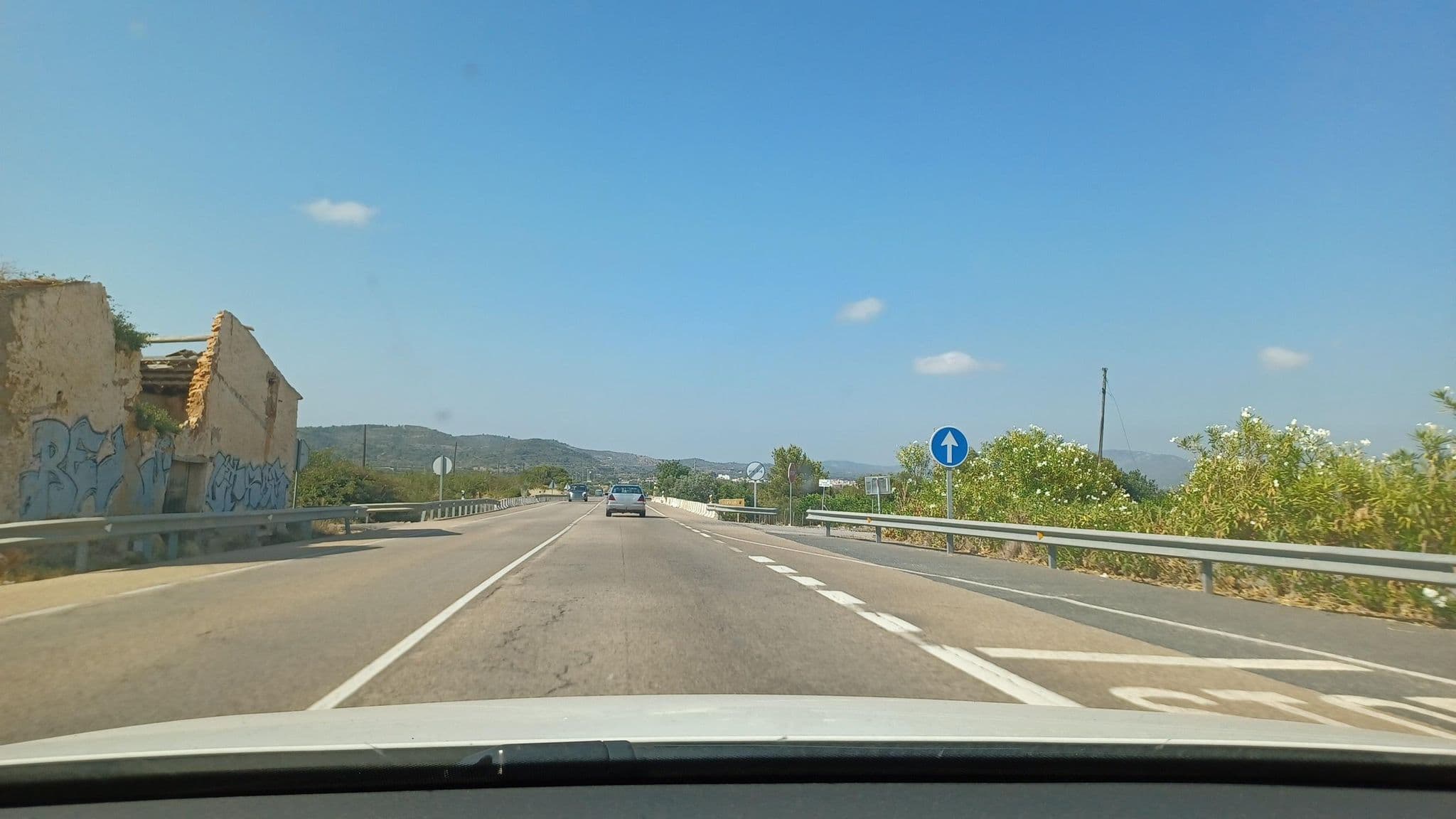 Street view near Hotel Marina Blanca, Torreblanca — © normanm (CC BY-SA · Mapillary)