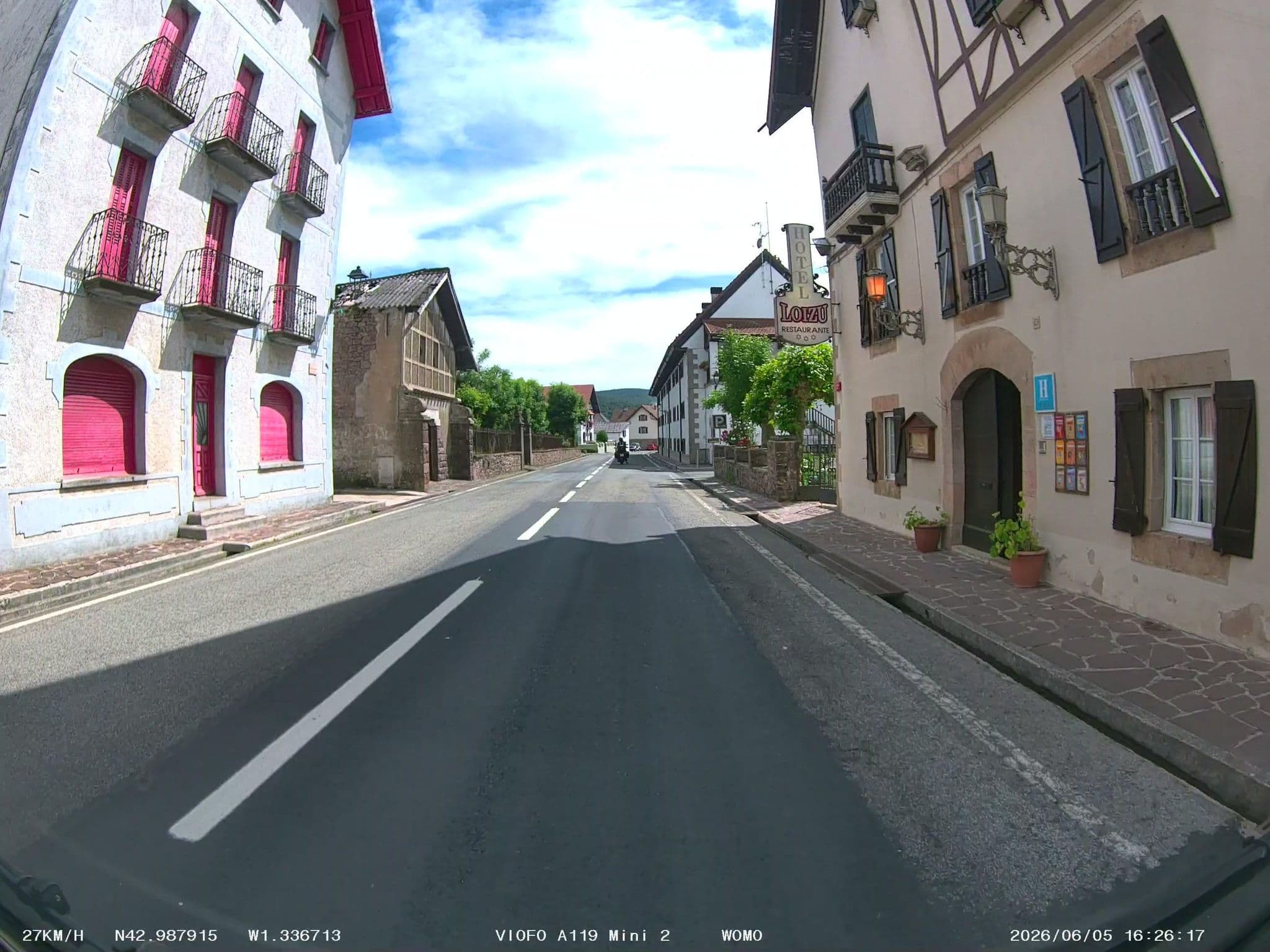 Street view near Hotel Loizu, Aoiz — © soulcover (CC BY-SA · Mapillary)