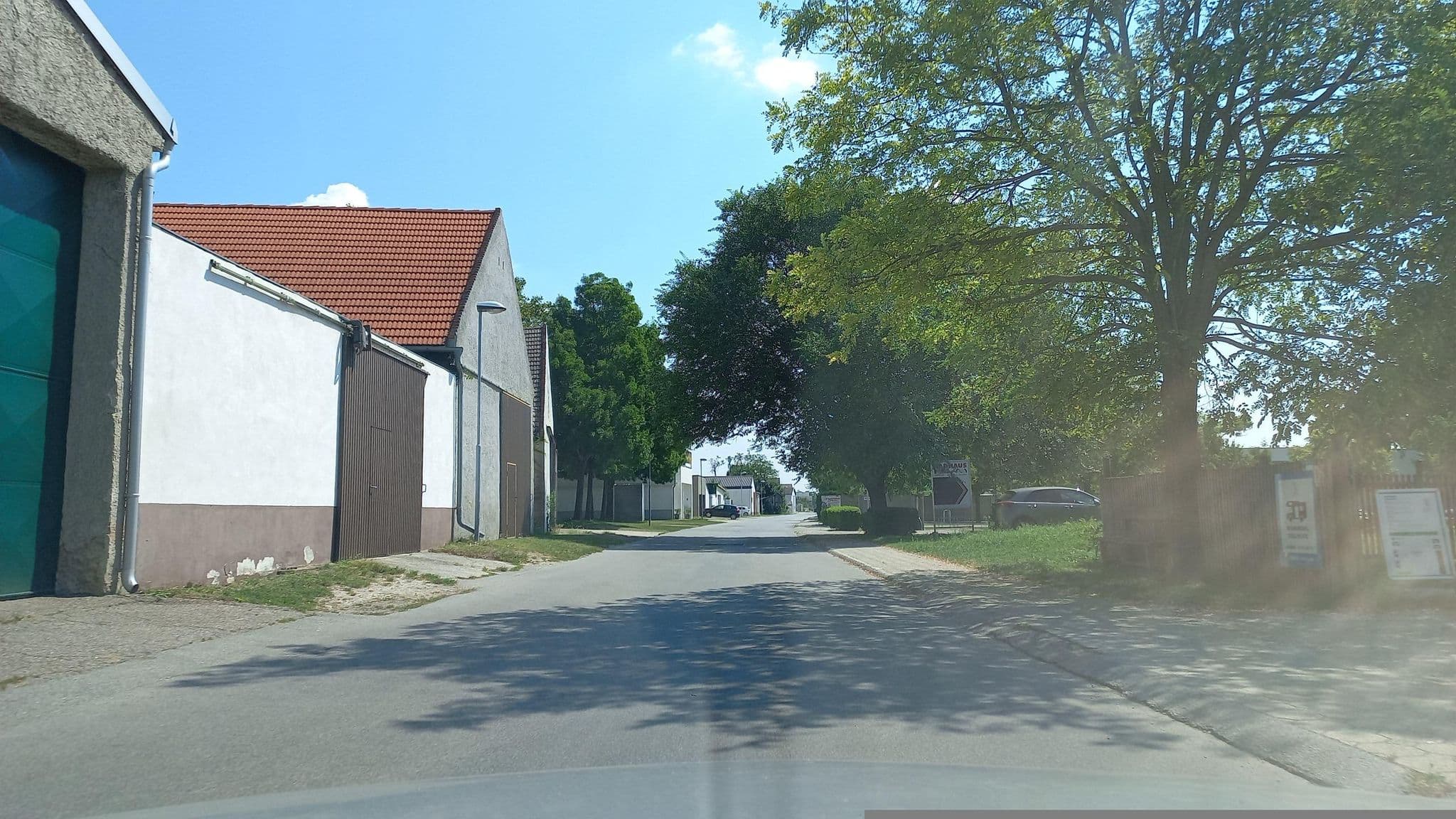 Street view near Wohnmobilstellplatz Podersdorf am See, Podersdorf am See — © bordaben (CC BY-SA · Mapillary)