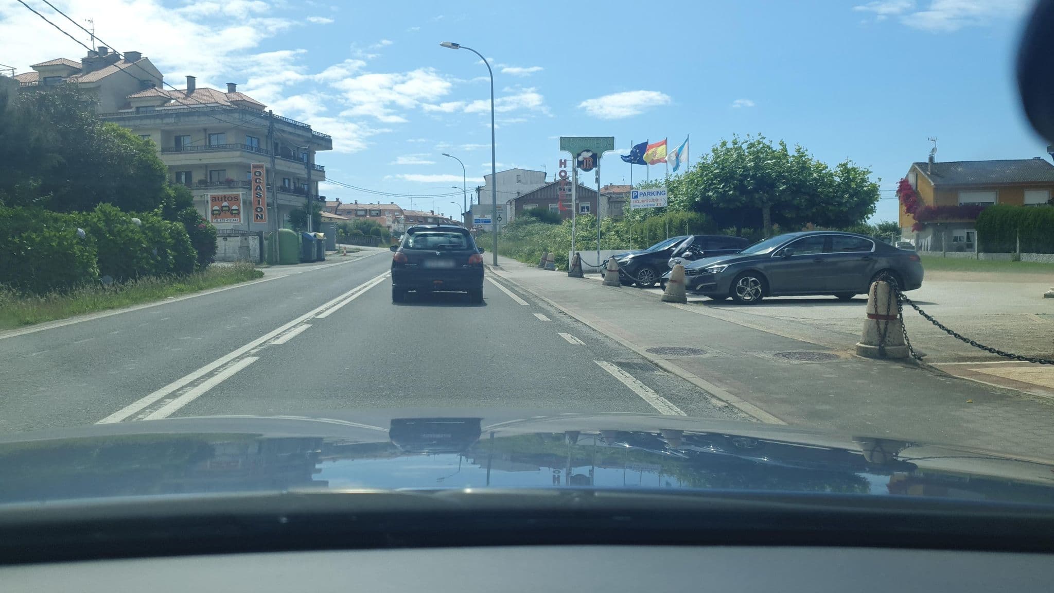 Street view near Hotel JR, Meaño — © pablolampon (CC BY-SA · Mapillary)