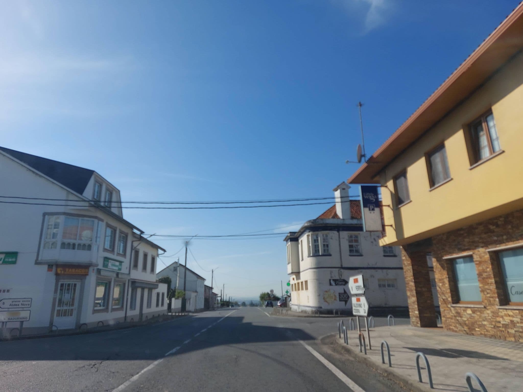 Street view near Casa Veiga, Narón — © 5rmft (CC BY-SA · Mapillary)
