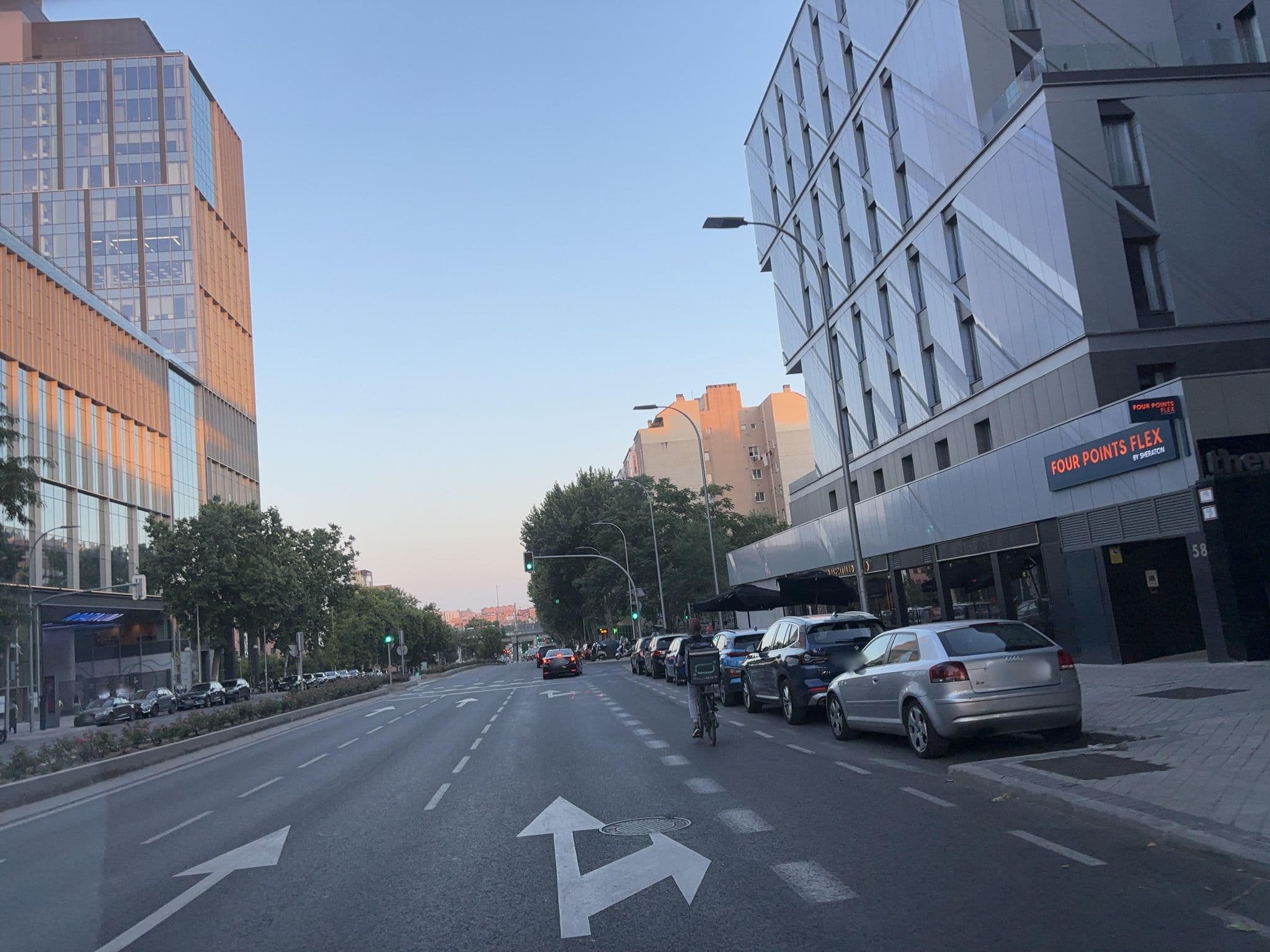 Street view near Four Points Flex by Sheraton Madrid Atocha, Atocha — © seraq (CC BY-SA · Mapillary)