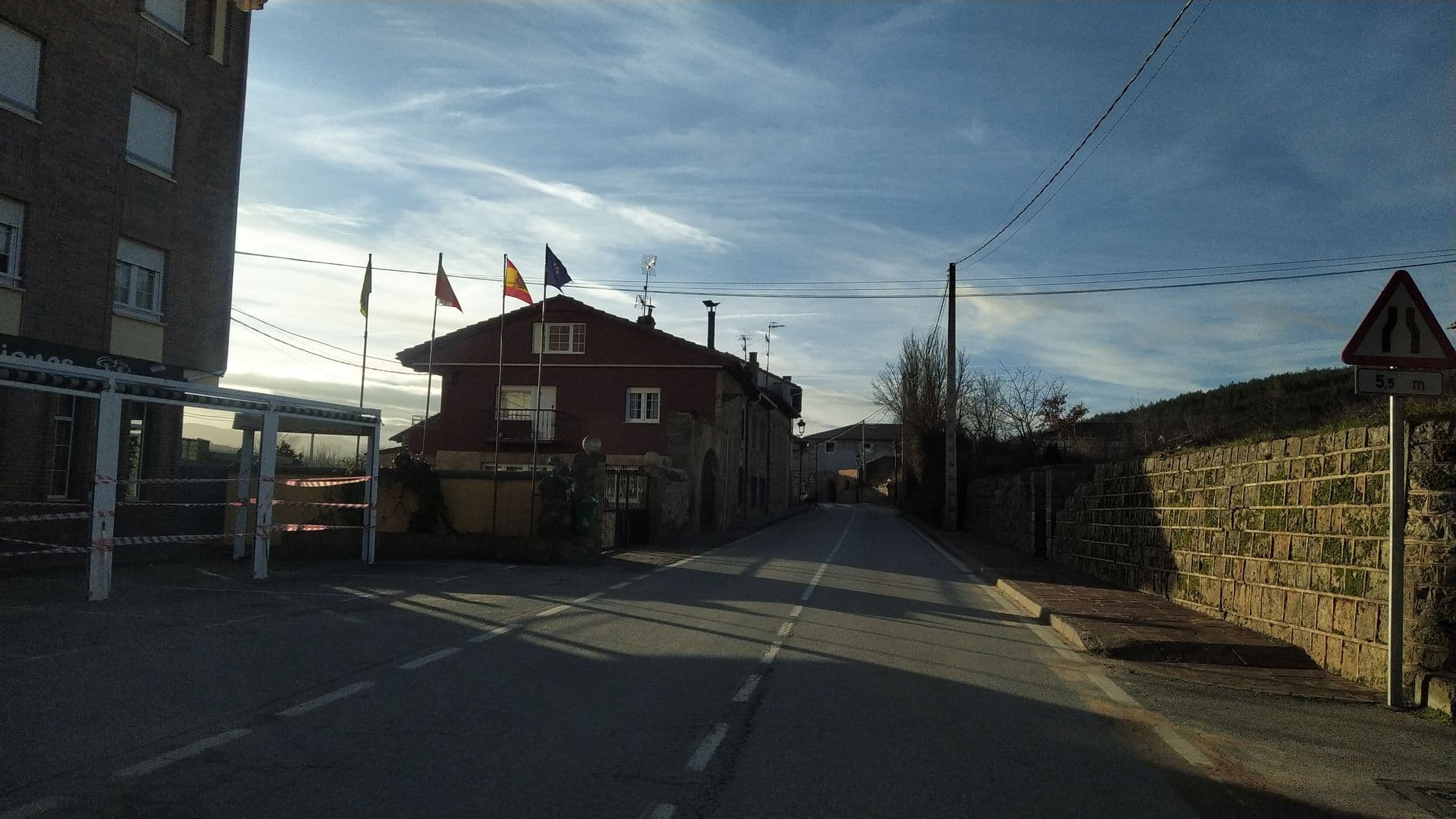 Street view near Sampatiel, San Martín de Elines — © egofer (CC BY-SA · Mapillary)