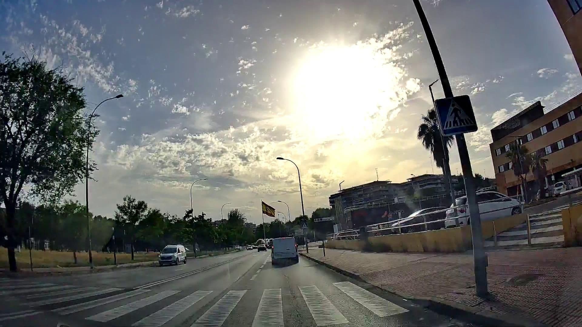 Street view near Hotel Sercotel SPA La Princesa, Móstoles — © m_esp_32 (CC BY-SA · Mapillary)