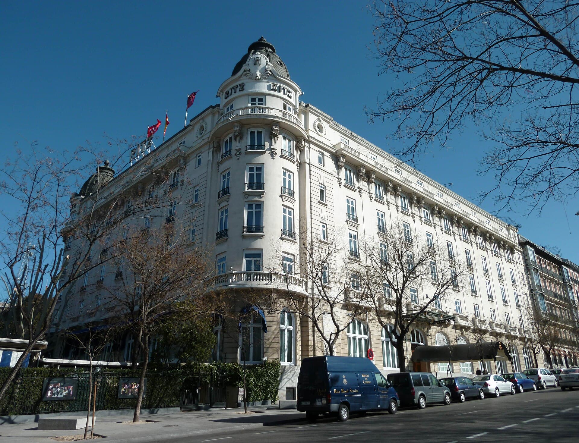 Mandarin Oriental Ritz, Madrid (via Wikimedia Commons, CC BY-SA 3.0)