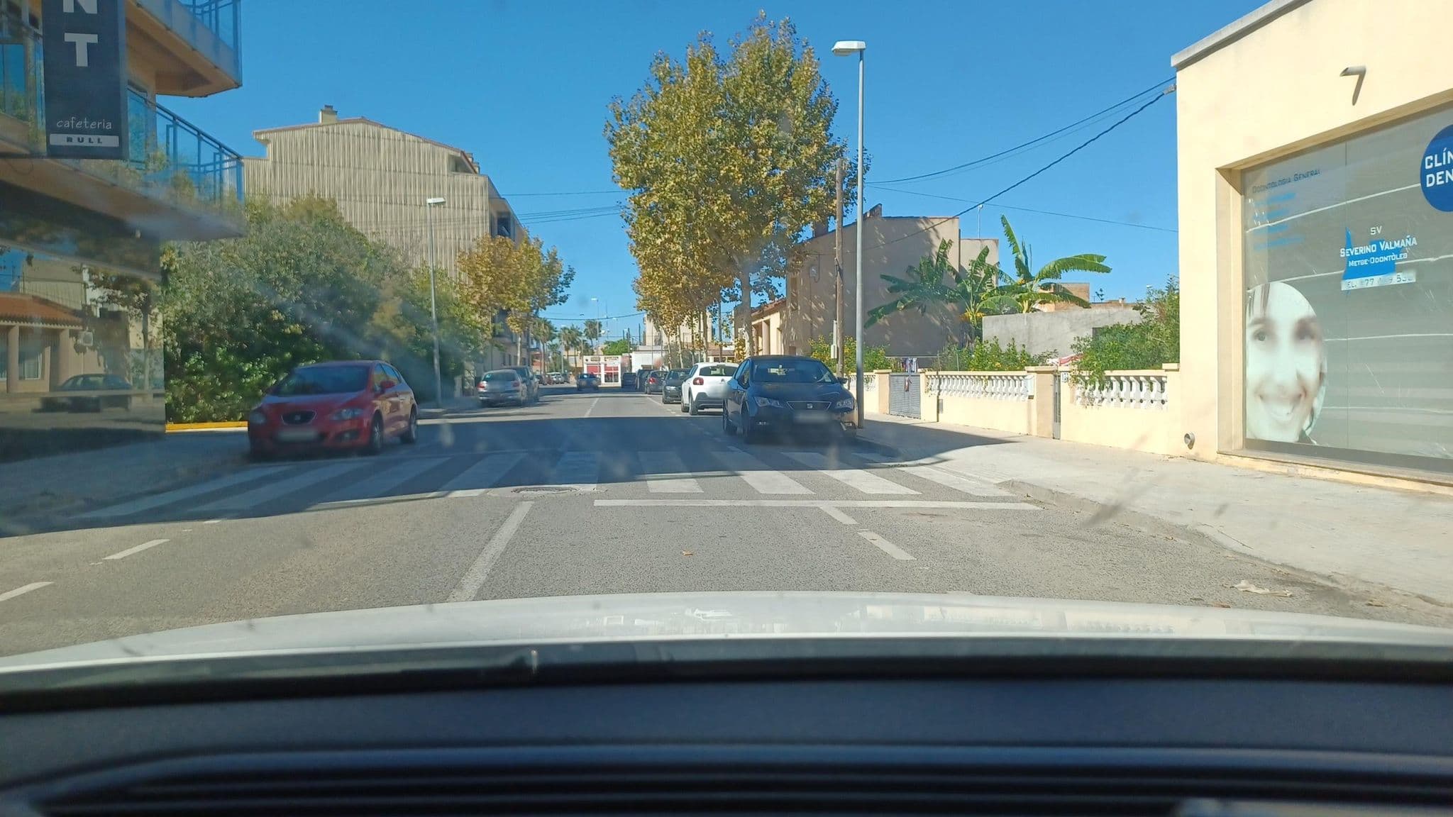 Street view near Hotel Rull, Deltebre — © normanm (CC BY-SA · Mapillary)