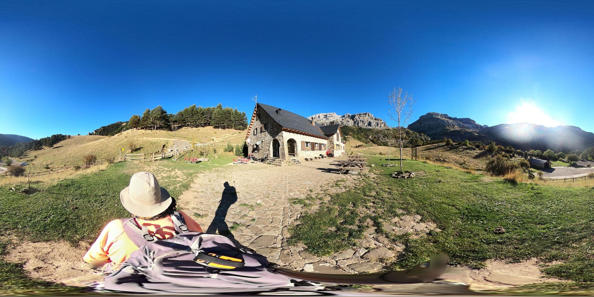 Street view near Refugio de Lizara, Jaca — © meteolasenia (CC BY-SA · Mapillary)