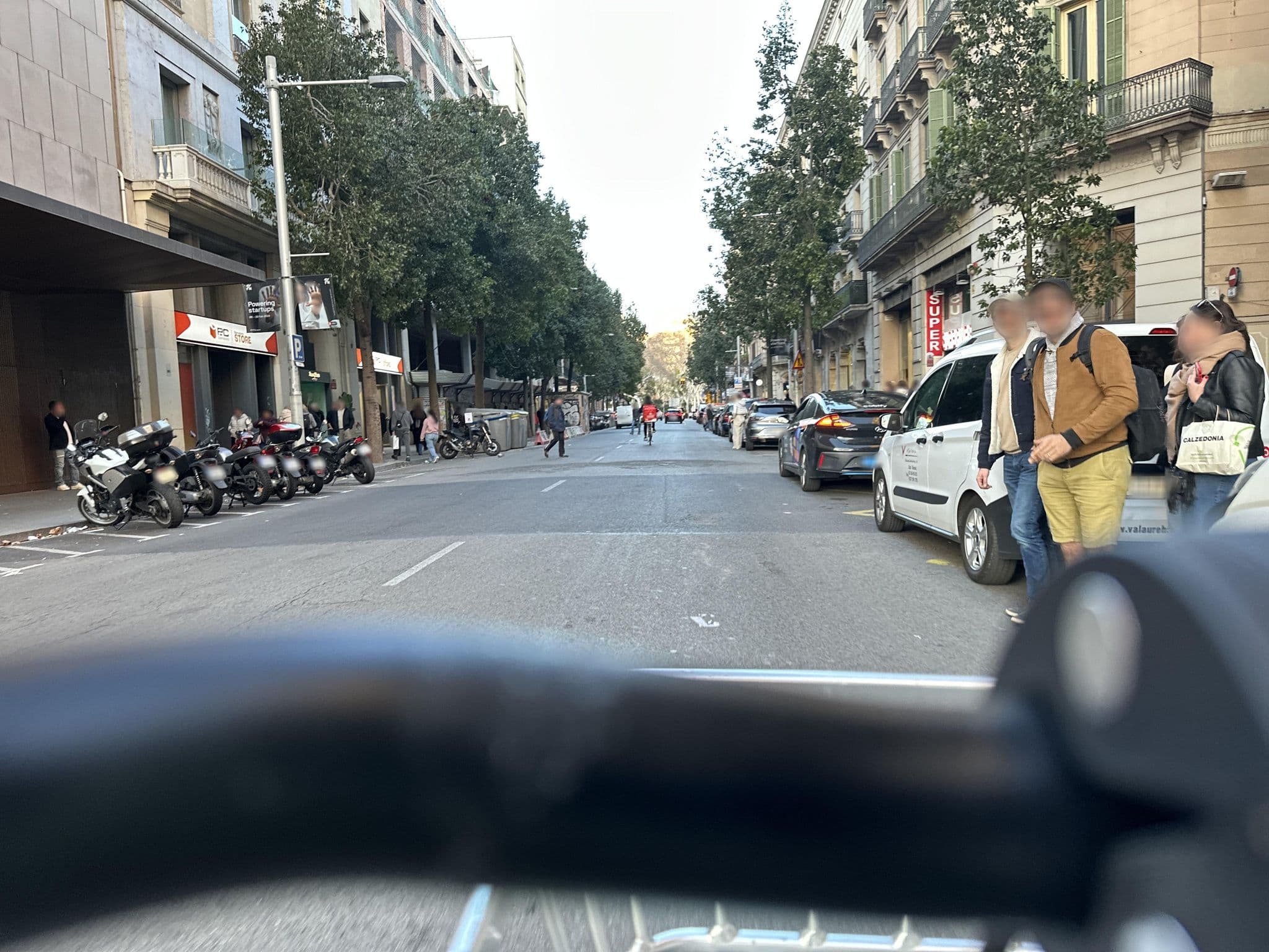 Street view near Room Mate Pau Hotel, Barri Gòtic — © RSTQ (CC BY-SA · Mapillary)