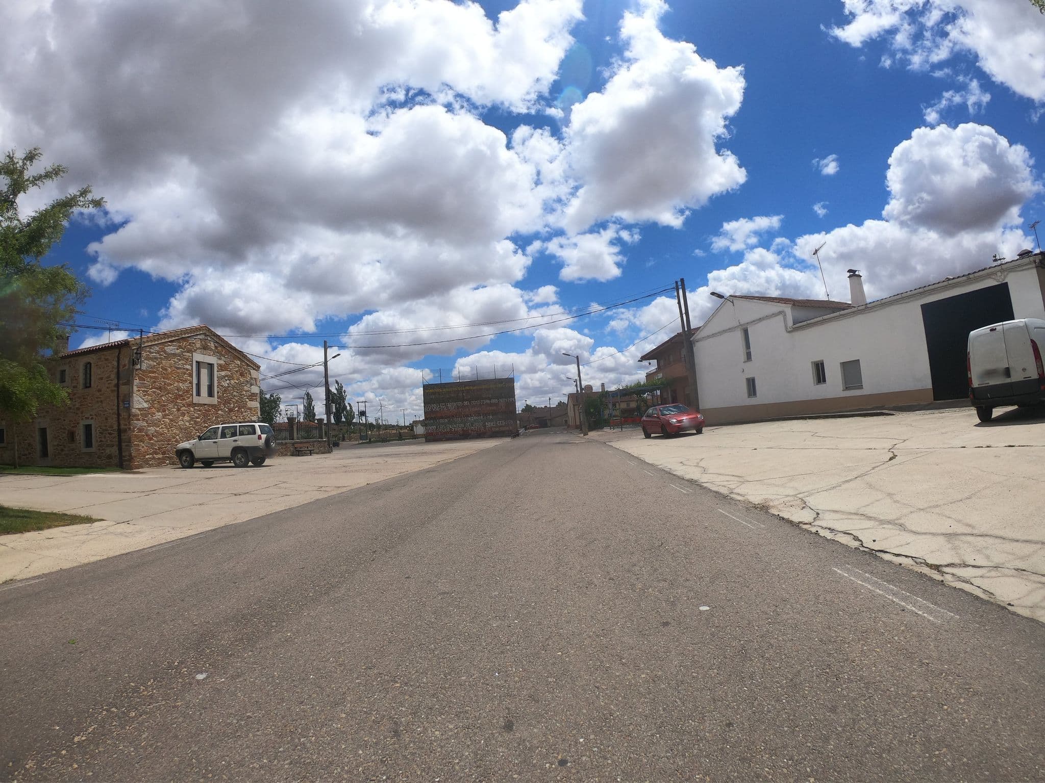 Street view near Casa Rural La Molina, Ledesma — © sanchi (CC BY-SA · Mapillary)
