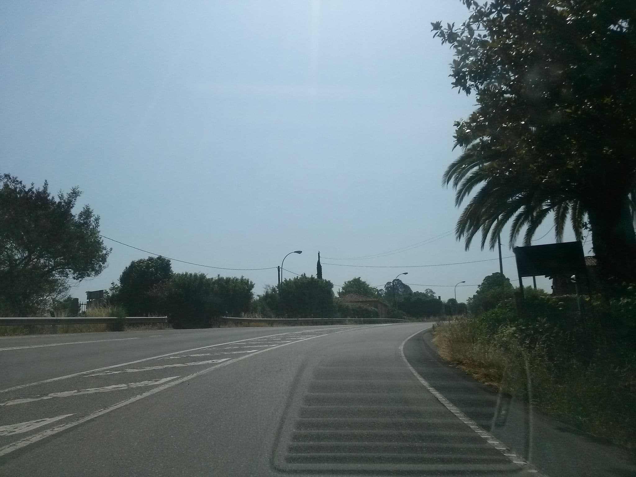Street view near La Casona de Betanzos, Coirós — © gaptpro (CC BY-SA · Mapillary)