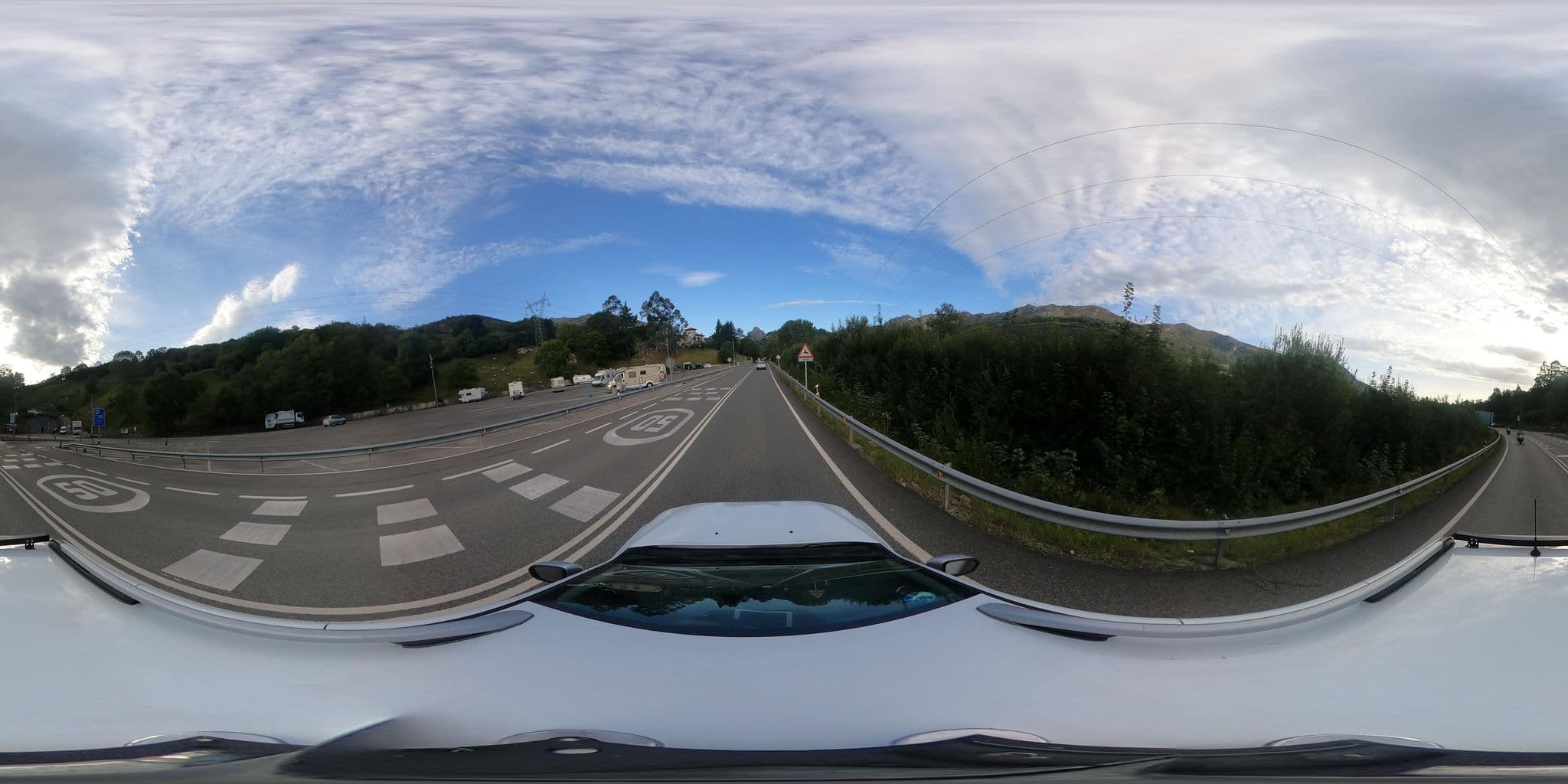 Street view near Área autocaravanas de Panes (Peñamellera Baja), Llanes — © AdgobaAlvac (CC BY-SA · Mapillary)