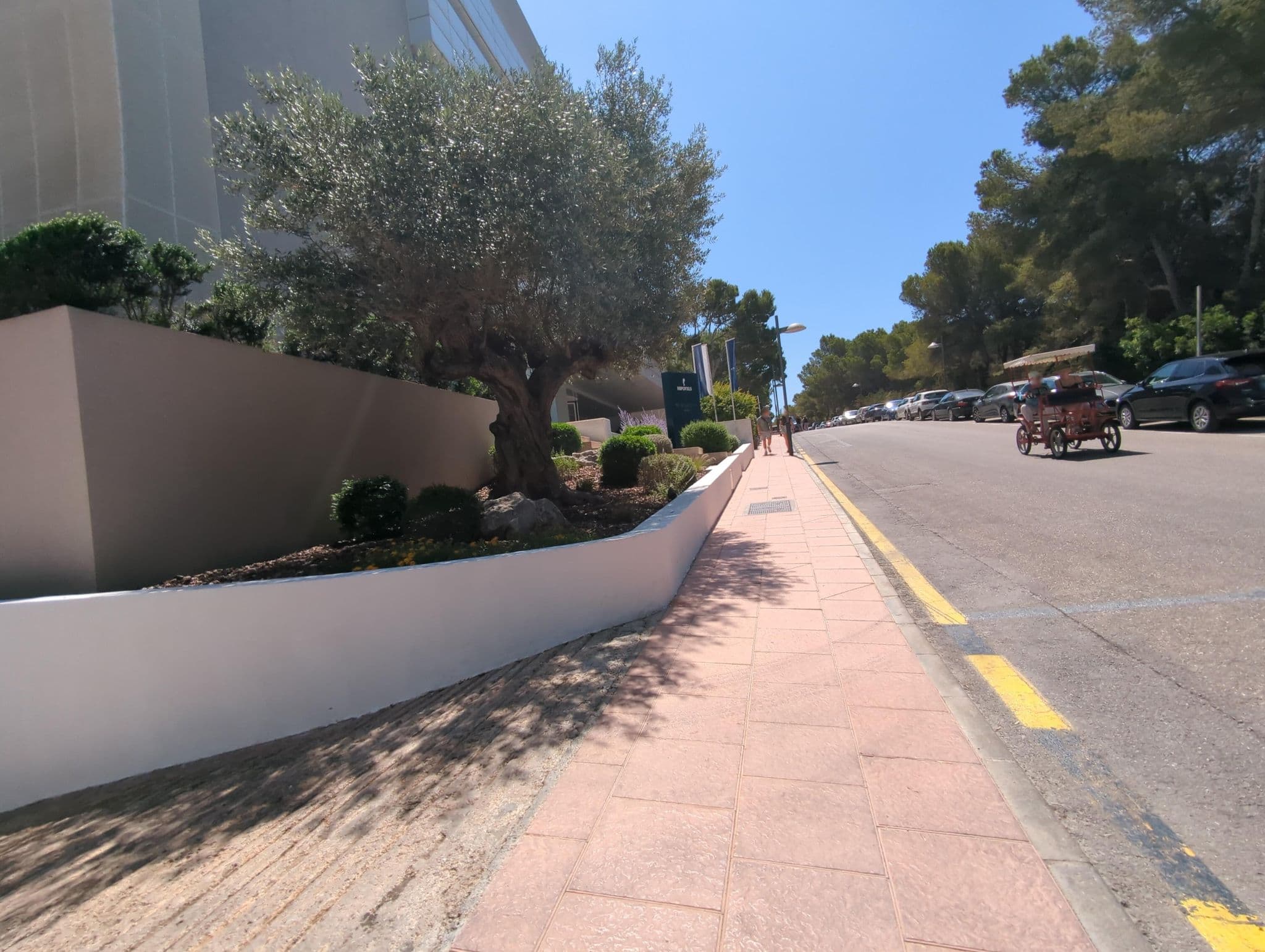 Street view near Hipotels Bahía Cala Millor, Cala Millor