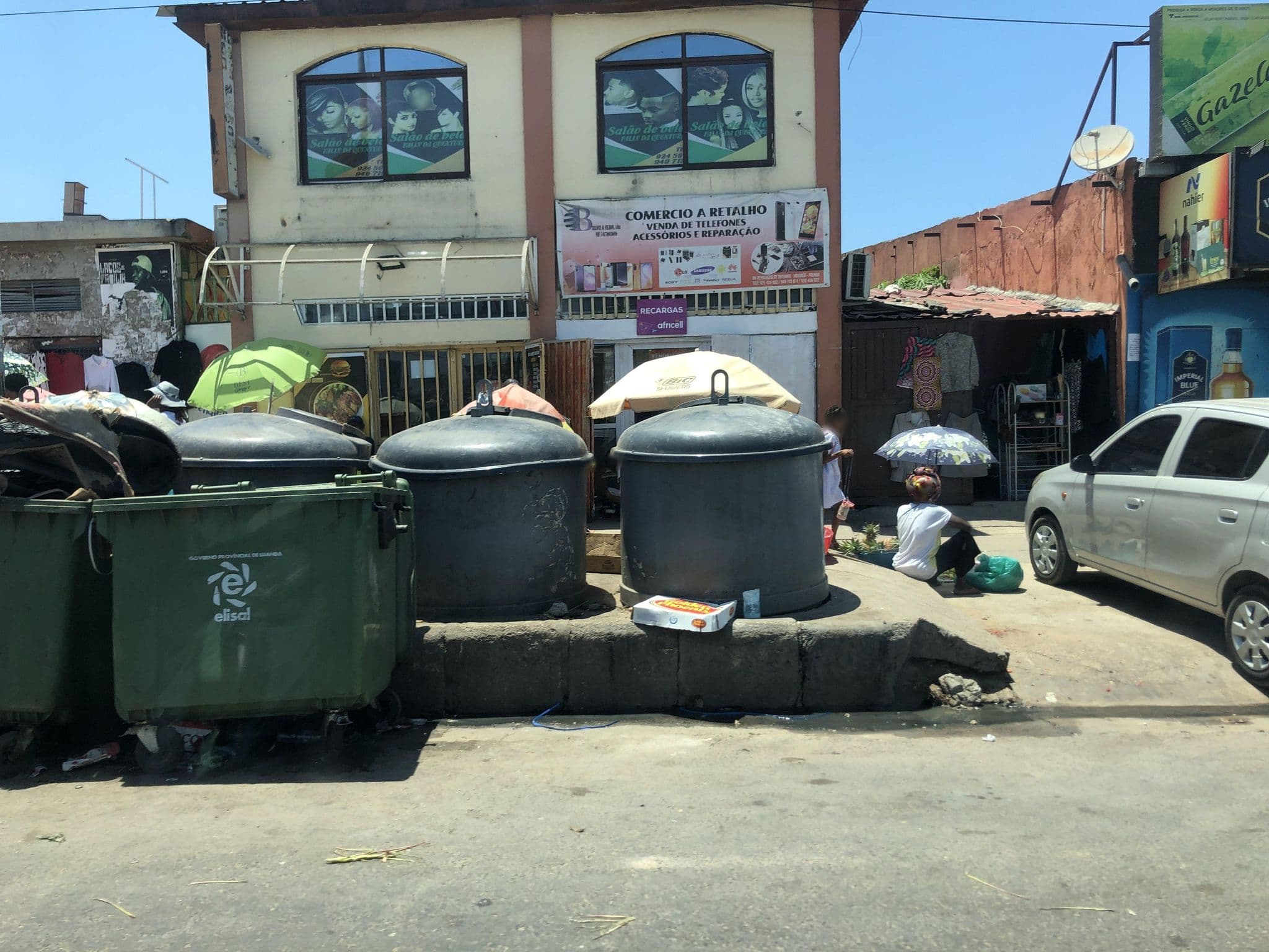 Street view near Hospedaria Bem Estar, Luanda — © via (CC BY-SA · Mapillary)