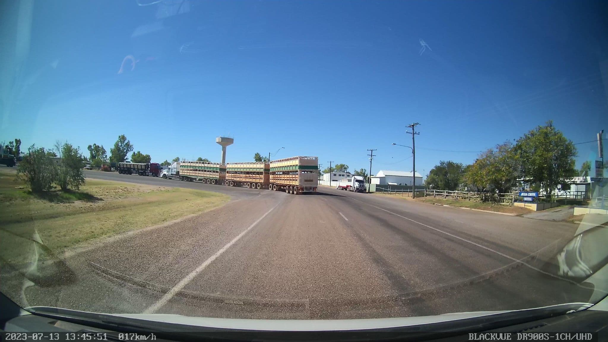 Street view near Julia Creek Motel, Cloncurry — © bob3bob3 (CC BY-SA · Mapillary)