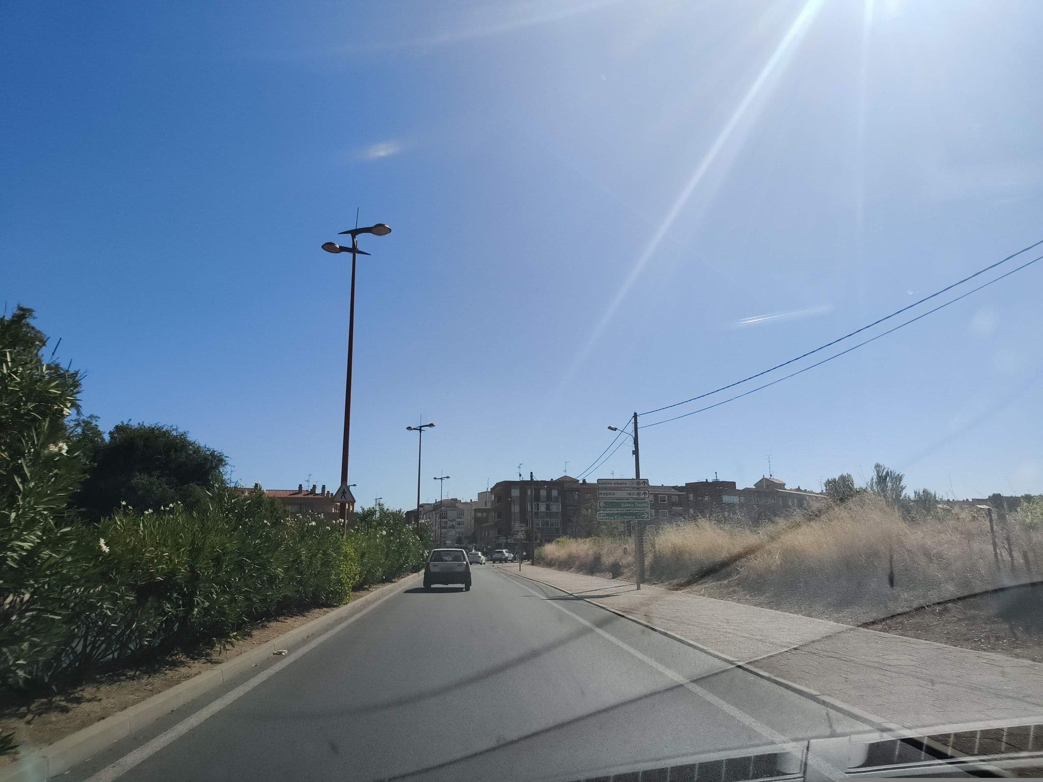 Street view near Hostal Nuevo Paraíso, Santa Marta de Tormes — © sanchi (CC BY-SA · Mapillary)