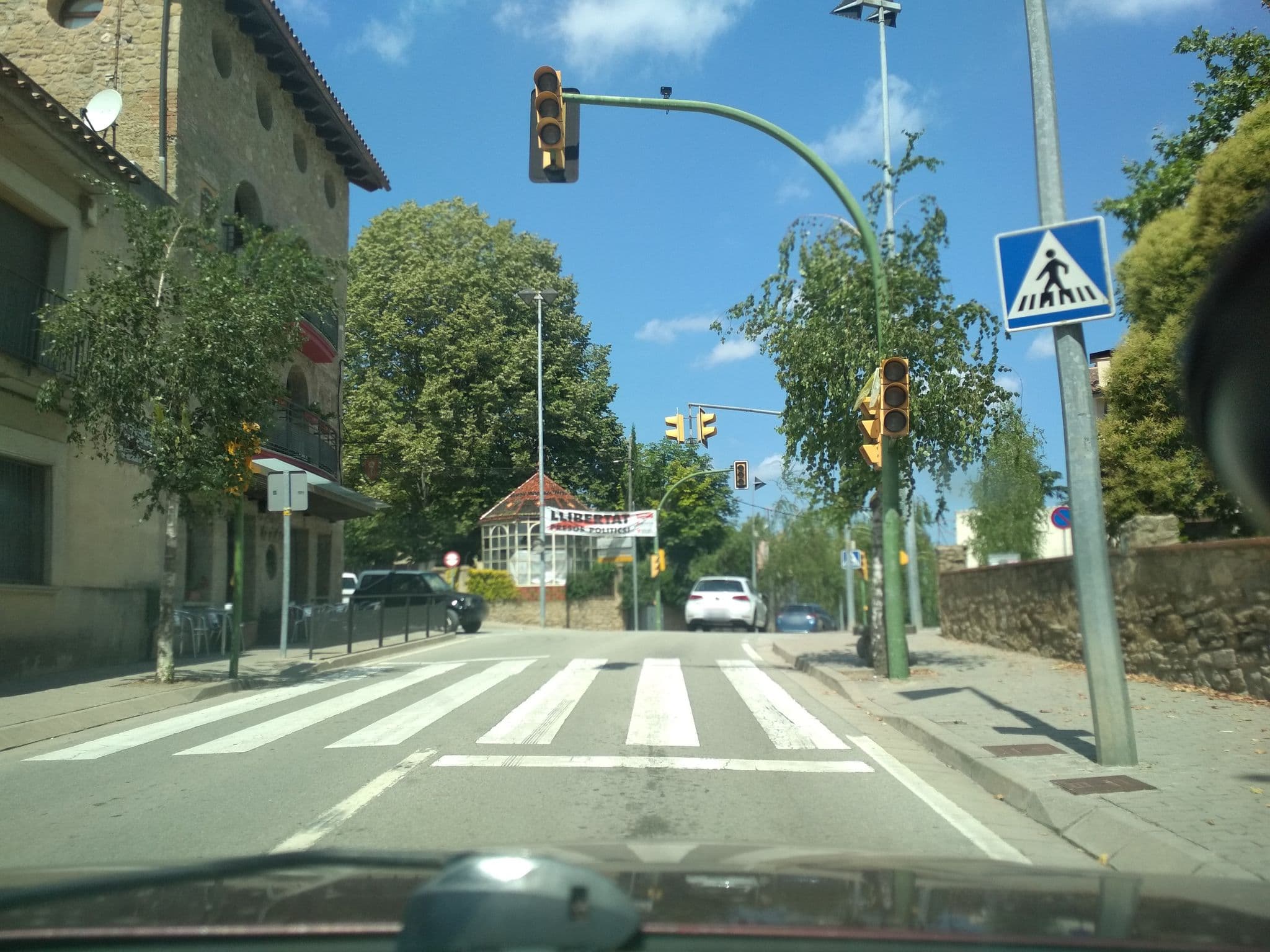 Street view near La Violeta, Moià — © ccamara (CC BY-SA · Mapillary)