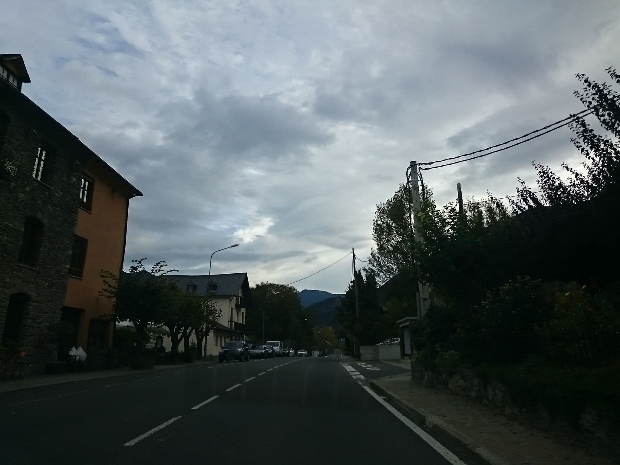 Street view near Hotel Poldo, Sort — © yopaseopor (CC BY-SA · Mapillary)