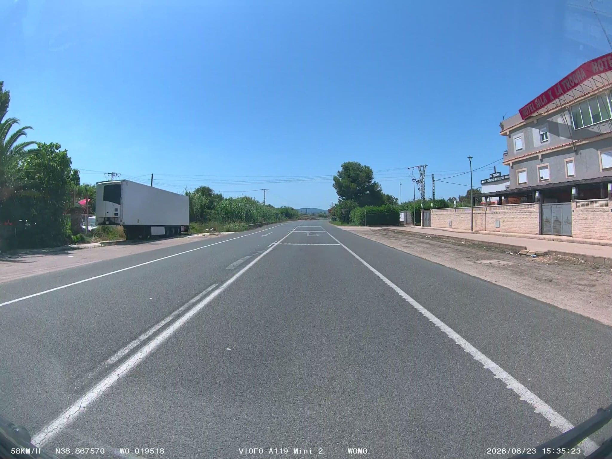 Street view near Club Hotel Trocha, Vergel — © soulcover (CC BY-SA · Mapillary)