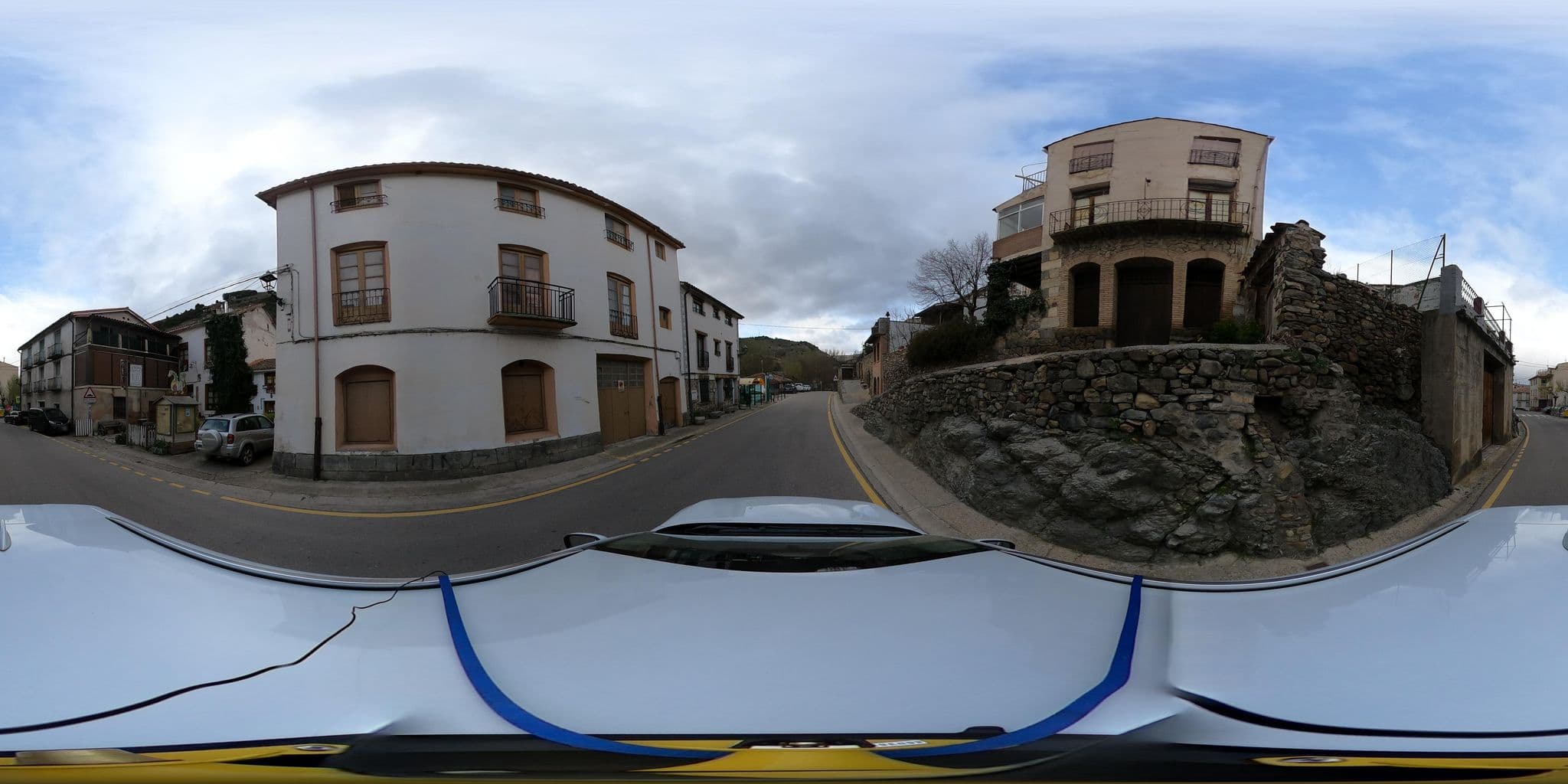 Street view near Apartamentos La Casa del Reloj, Arnedo — © AdgobaAlvac (CC BY-SA · Mapillary)