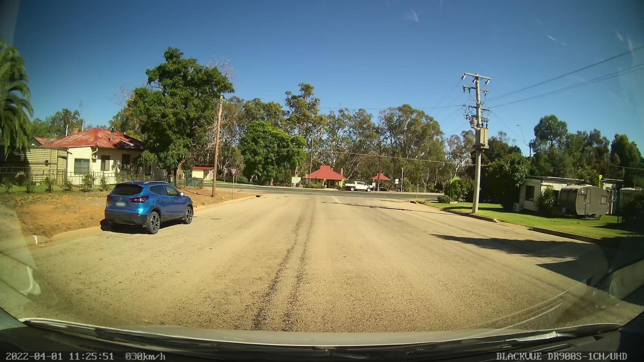 Street view near Tooleybuc Caravan Park, Swan Hill — © bob3bob3 (CC BY-SA · Mapillary)
