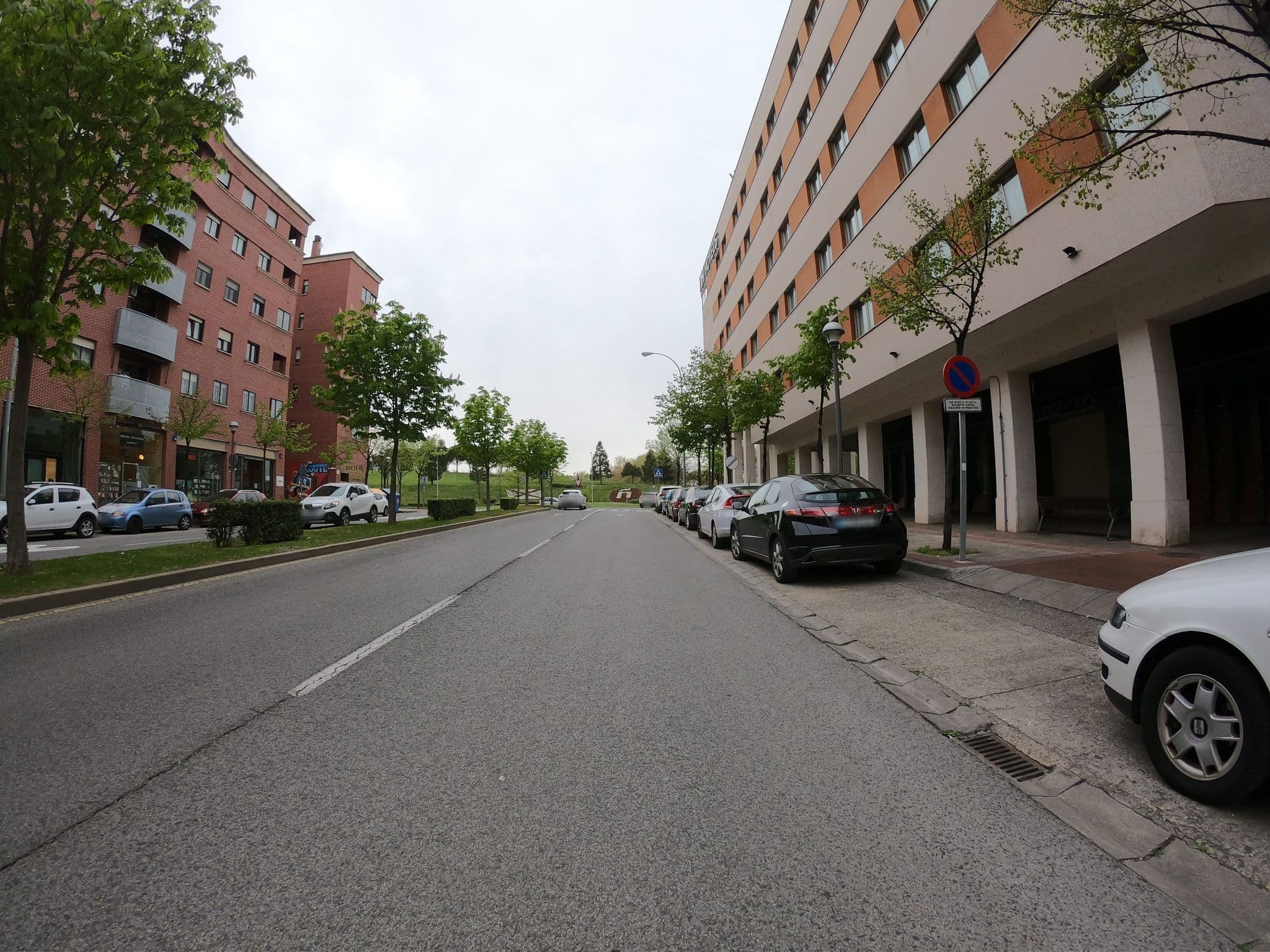 Street view near NH Logroño, Logroño — © rubencarbonero (CC BY-SA · Mapillary)