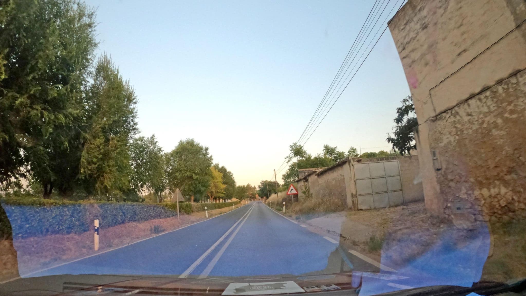 Street view near Área de Ayora, Ayora — © masterofnoroad (CC BY-SA · Mapillary)