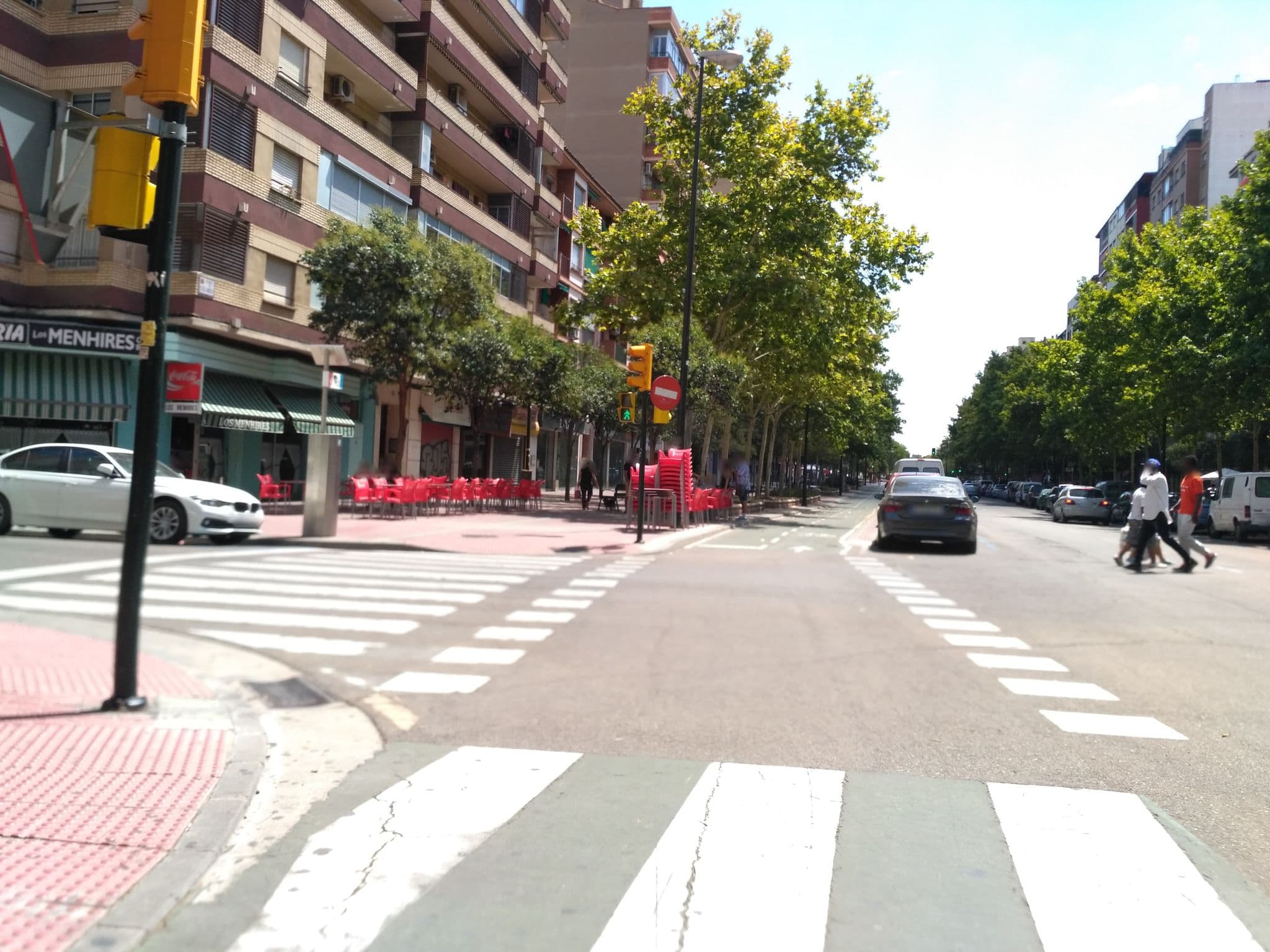 Street view near Hotel Delicias, Delicias — © un_tal_ivan (CC BY-SA · Mapillary)