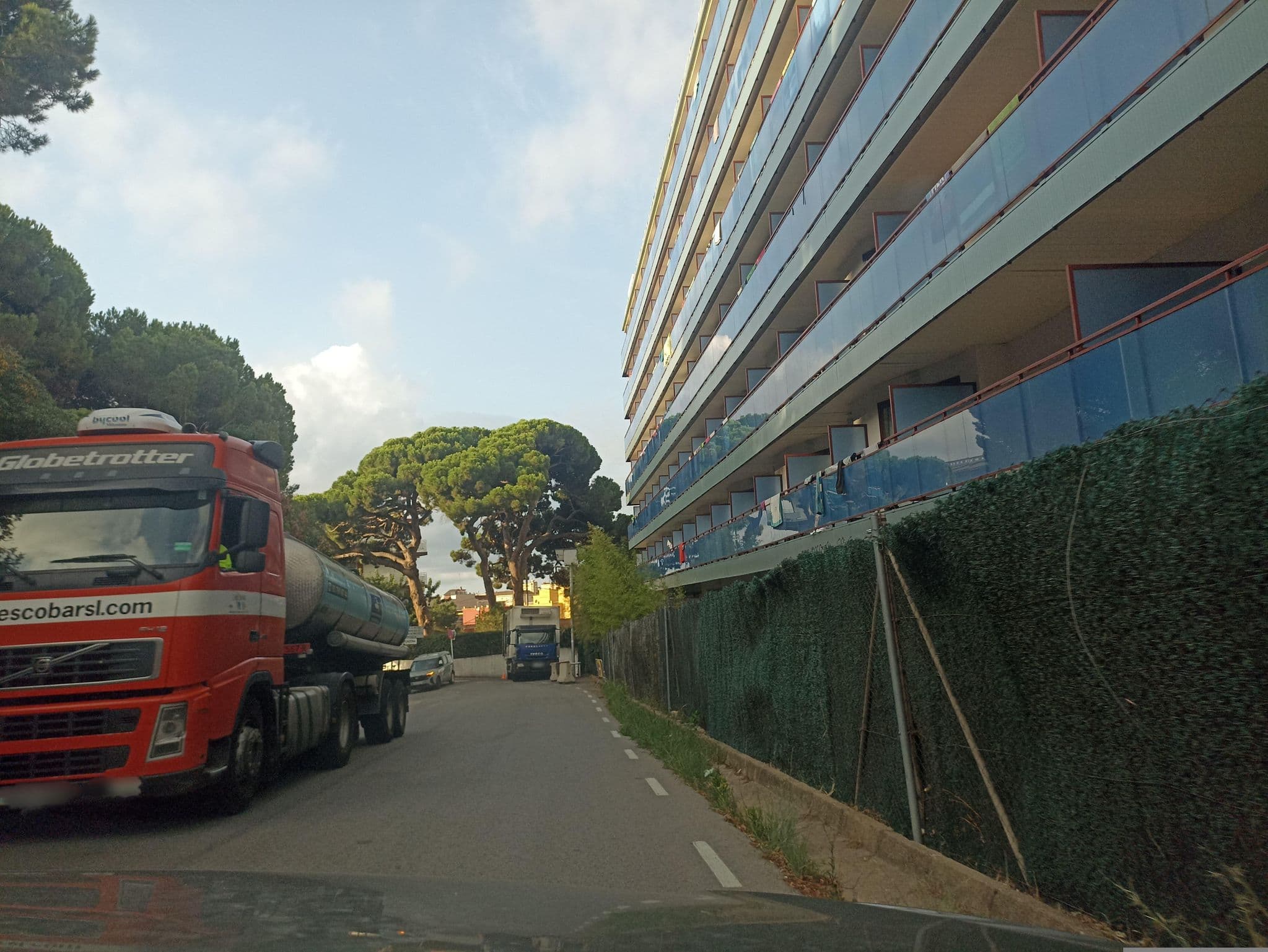 Street view near htop Jadhe, Calella — © toniserra (CC BY-SA · Mapillary)