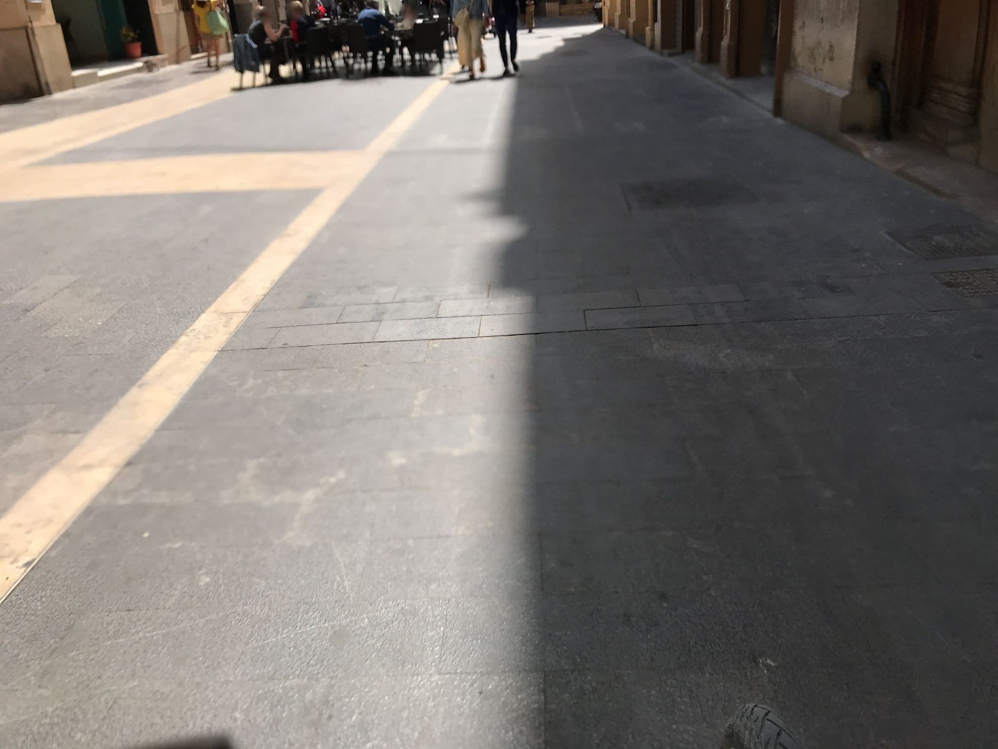 Street view near Hotel Vincci Mercat, Valencia — © jipp (CC BY-SA · Mapillary)
