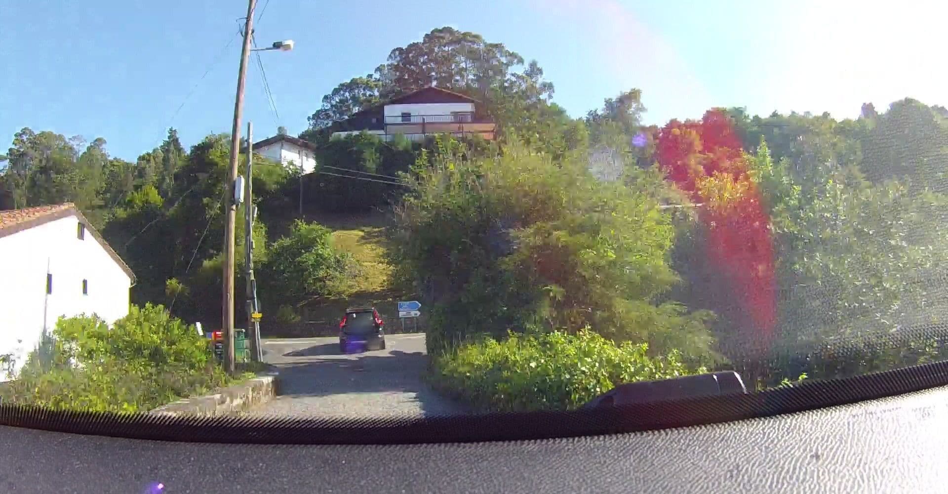 Street view near Hostal Puente del Pilar, Ribadesella — © VincentVE (CC BY-SA · Mapillary)