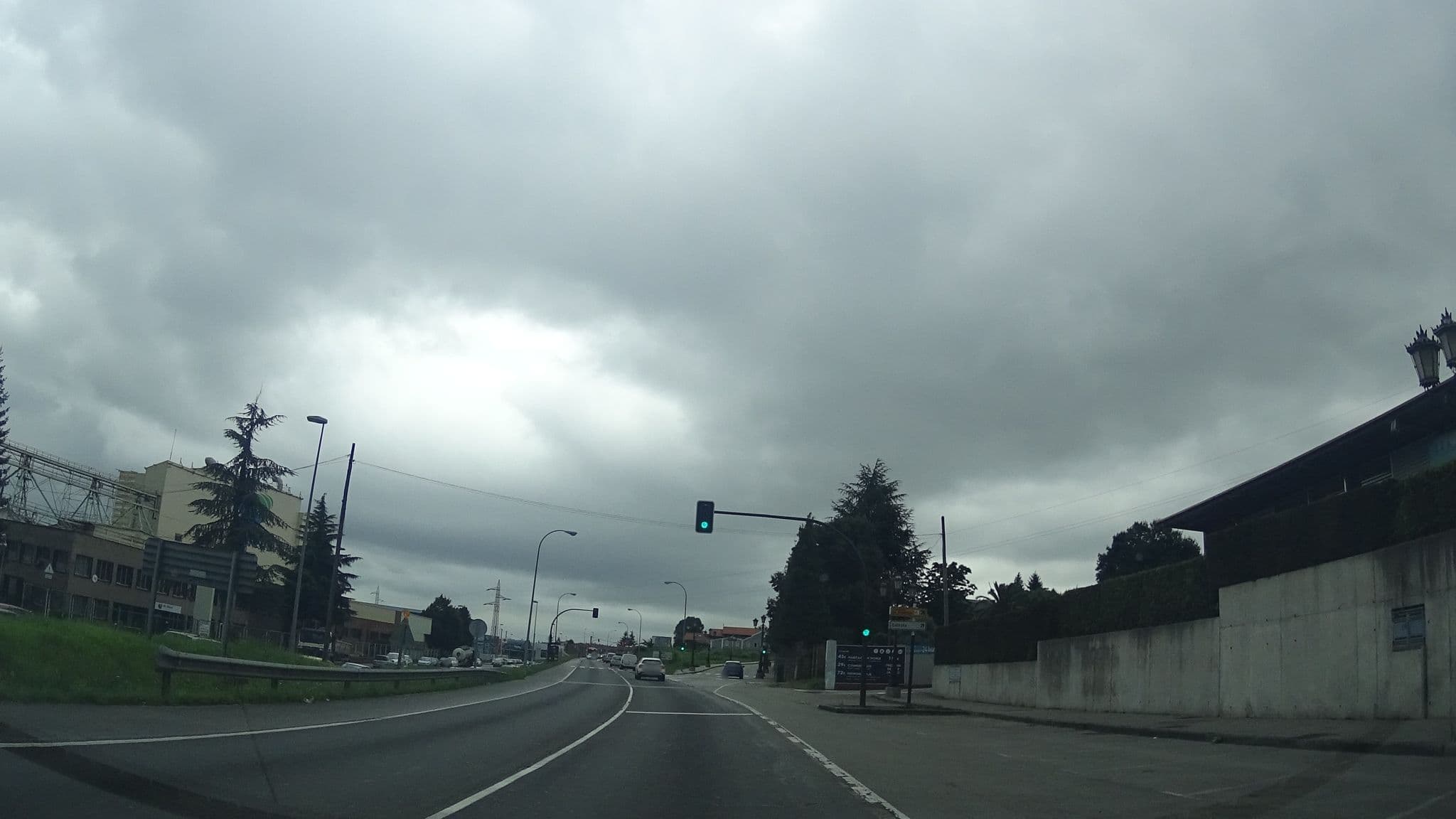 Street view near Los Abedules, Lugones — © robertogeb (CC BY-SA · Mapillary)