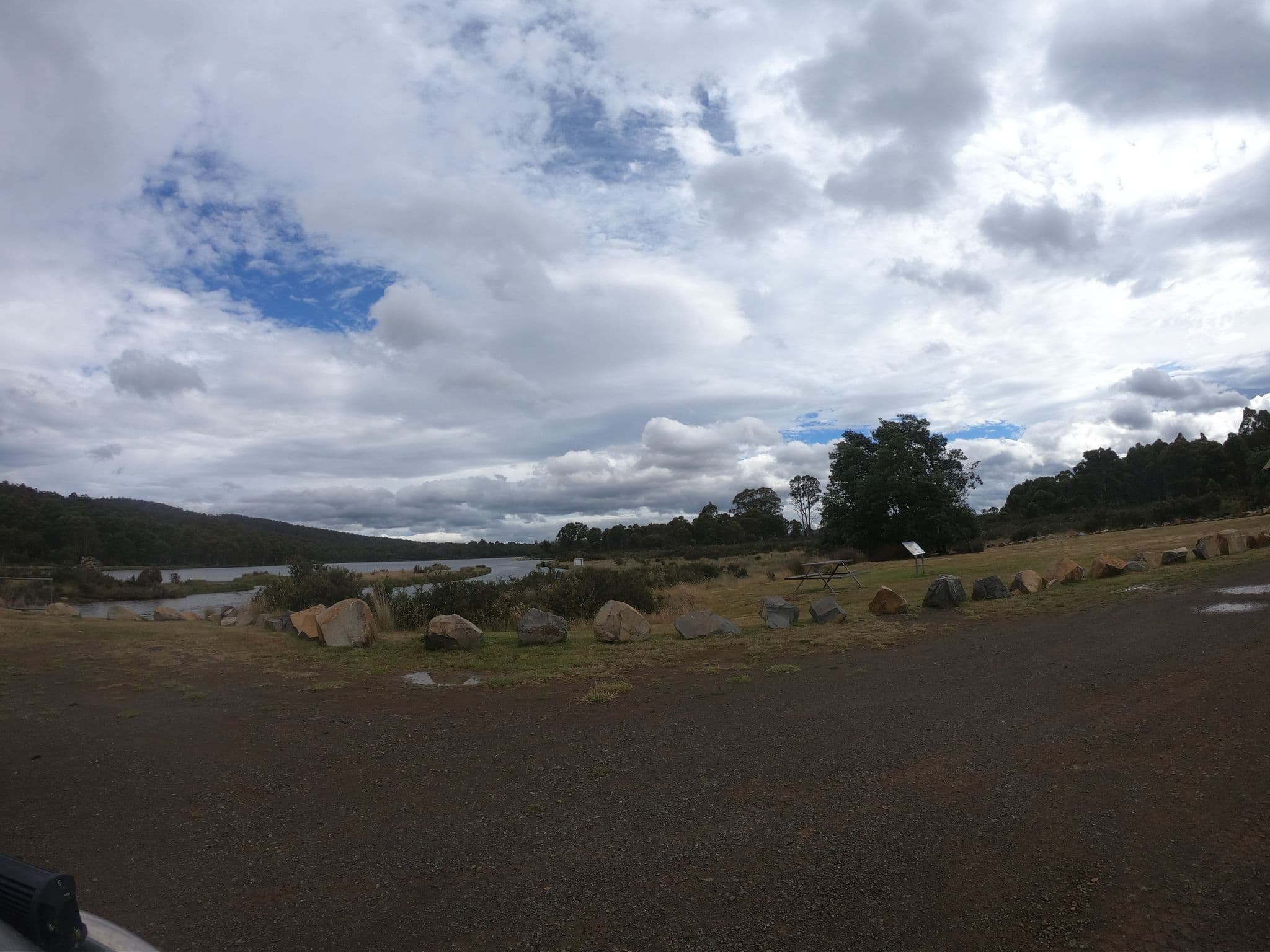 Street view near Bronte Lagoon Causeway, Cressy — © tastrax (CC BY-SA · Mapillary)