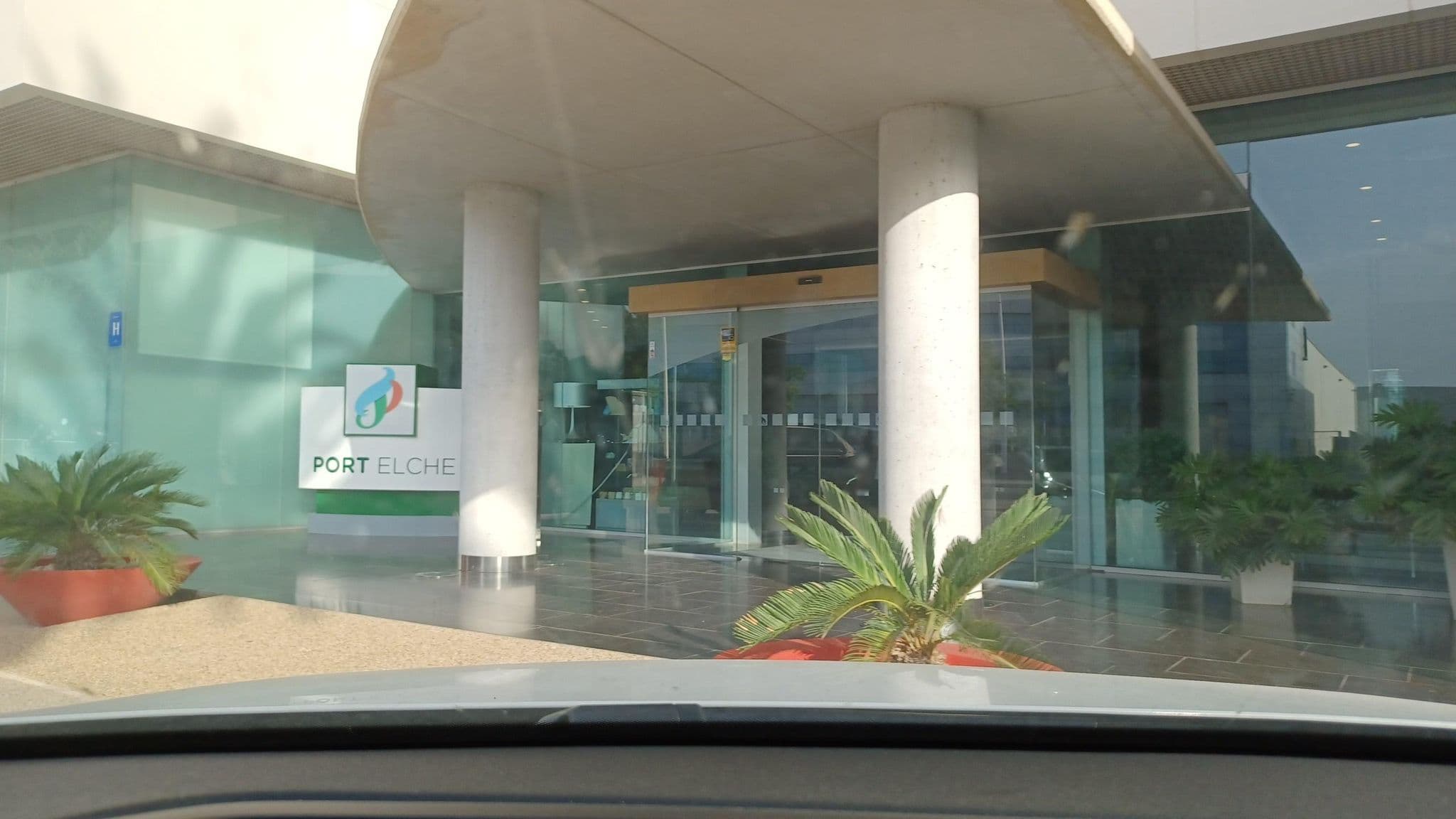 Street view near Hotel Port Elche, El Altet — © normanm (CC BY-SA · Mapillary)