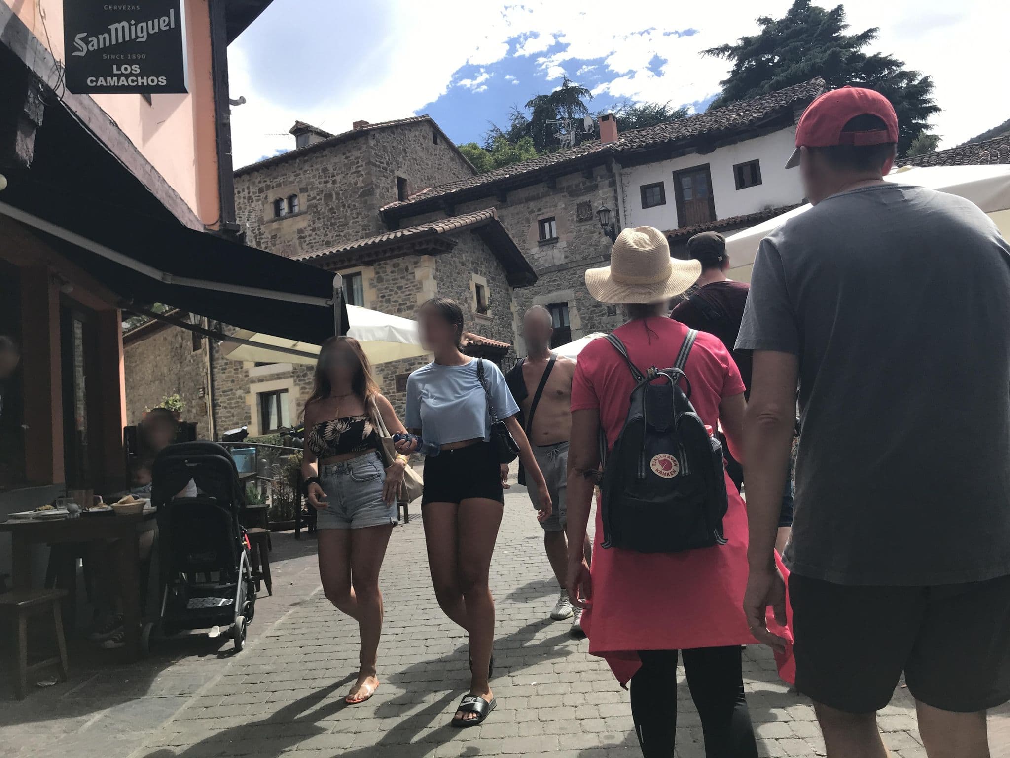 Street view near Torre Calseco, Potes