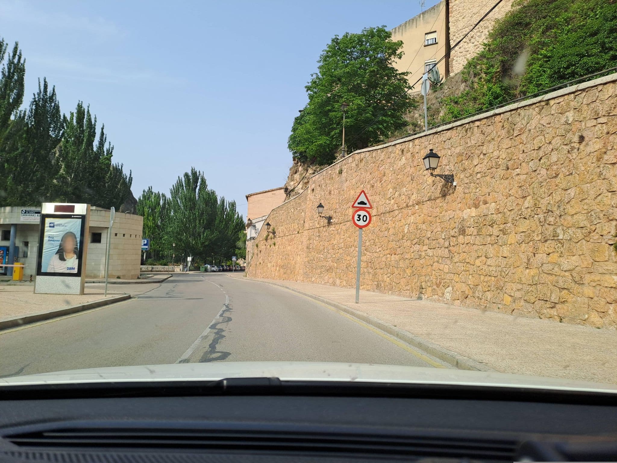 Street view near Parking del Auditorio de Cuenca, Cuenca — © normanm (CC BY-SA · Mapillary)