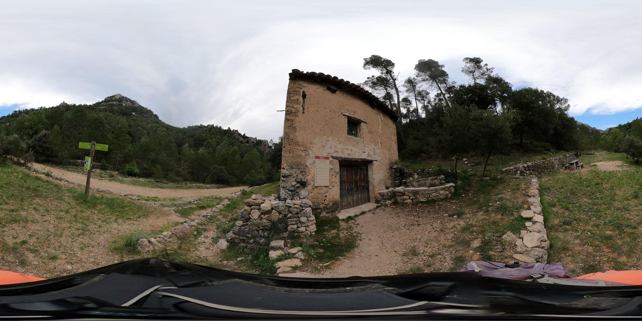 Street view near Refugi del Mas de Damià, Valderrobres — © meteolasenia (CC BY-SA · Mapillary)