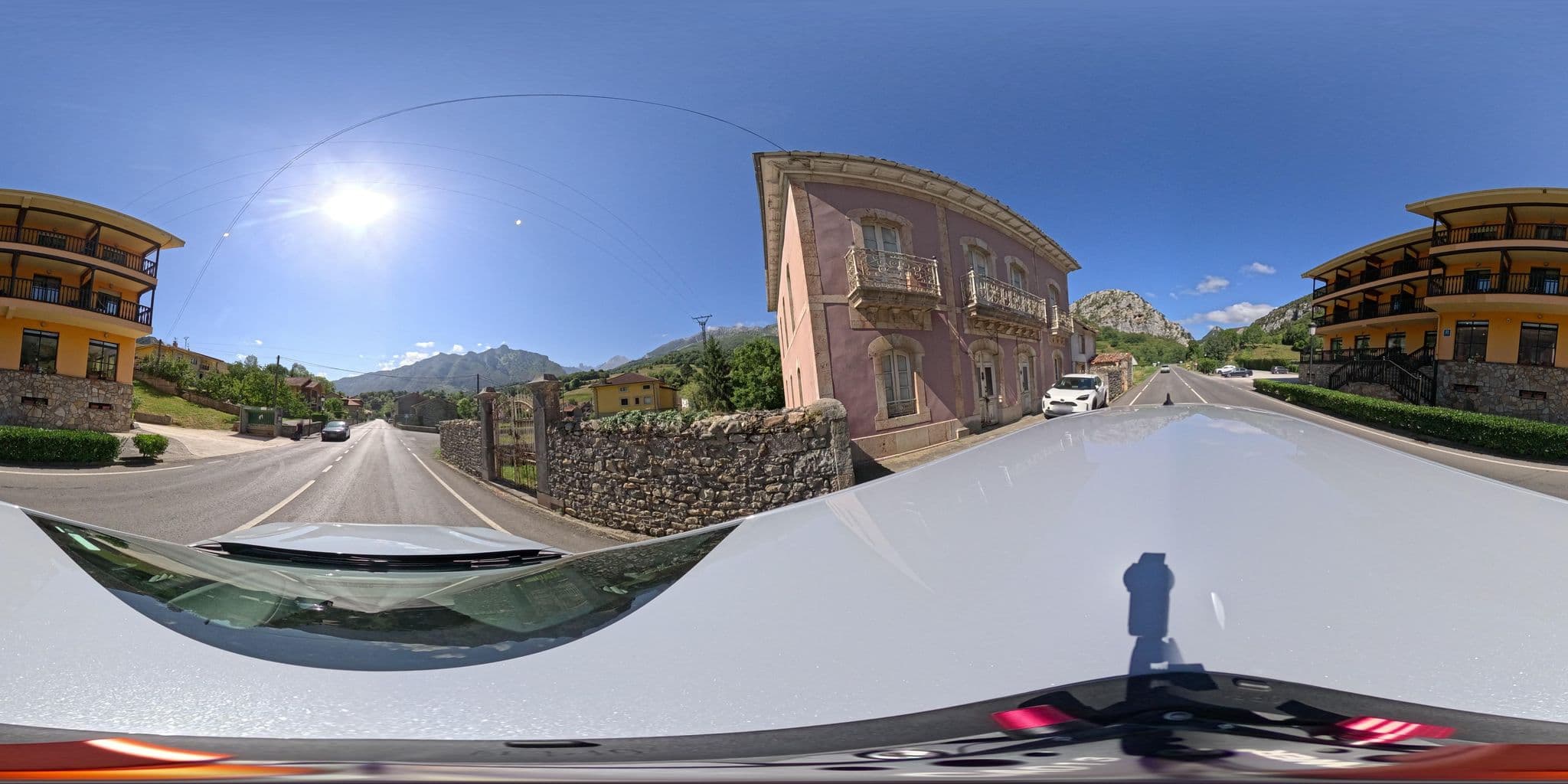 Street view near Hotel Principado de Europa, Carreña — © yannakis (CC BY-SA · Mapillary)