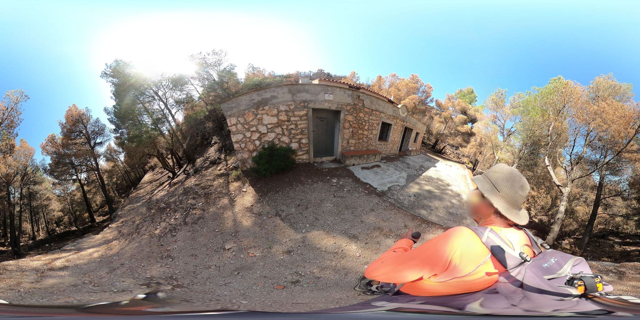 Street view near Refugi de la Font Nova, Tortosa — © meteolasenia (CC BY-SA · Mapillary)