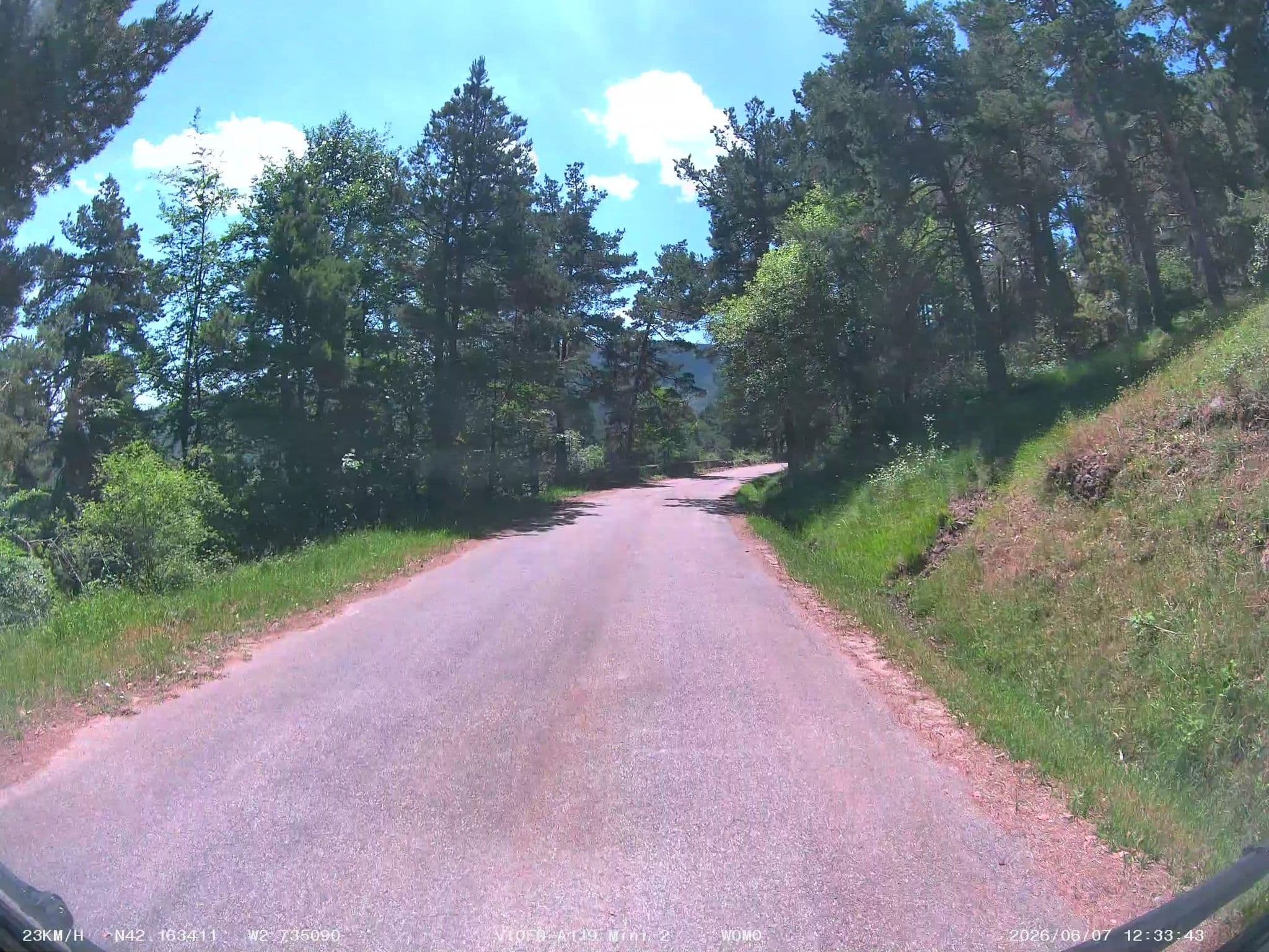 Street view near Refugio El Robledillo, Baños de Río Tobía — © soulcover (CC BY-SA · Mapillary)