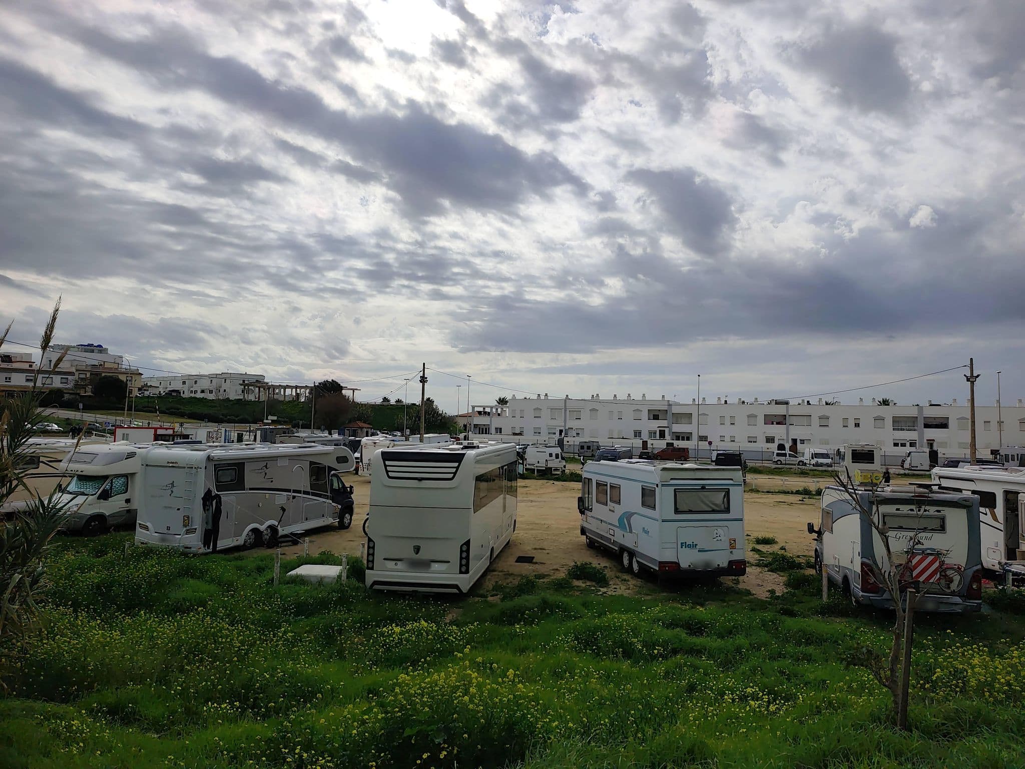 Street view near Área de Autocaravanas de Tarifa, Tarifa — © Duro (CC BY-SA · Mapillary)