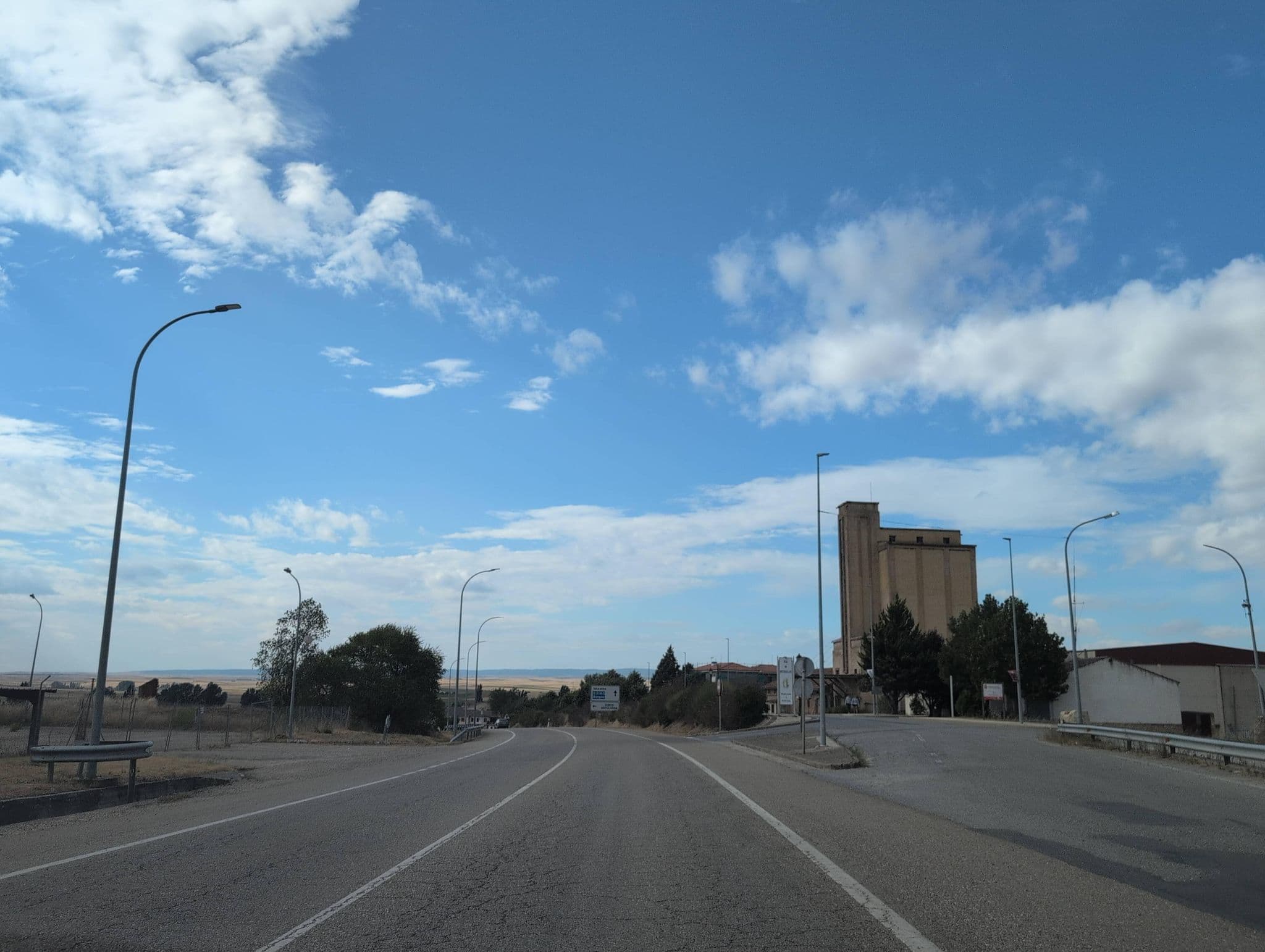 Street view near Hotel Restaurante, Sepúlveda — © Albergarri788 (CC BY-SA · Mapillary)