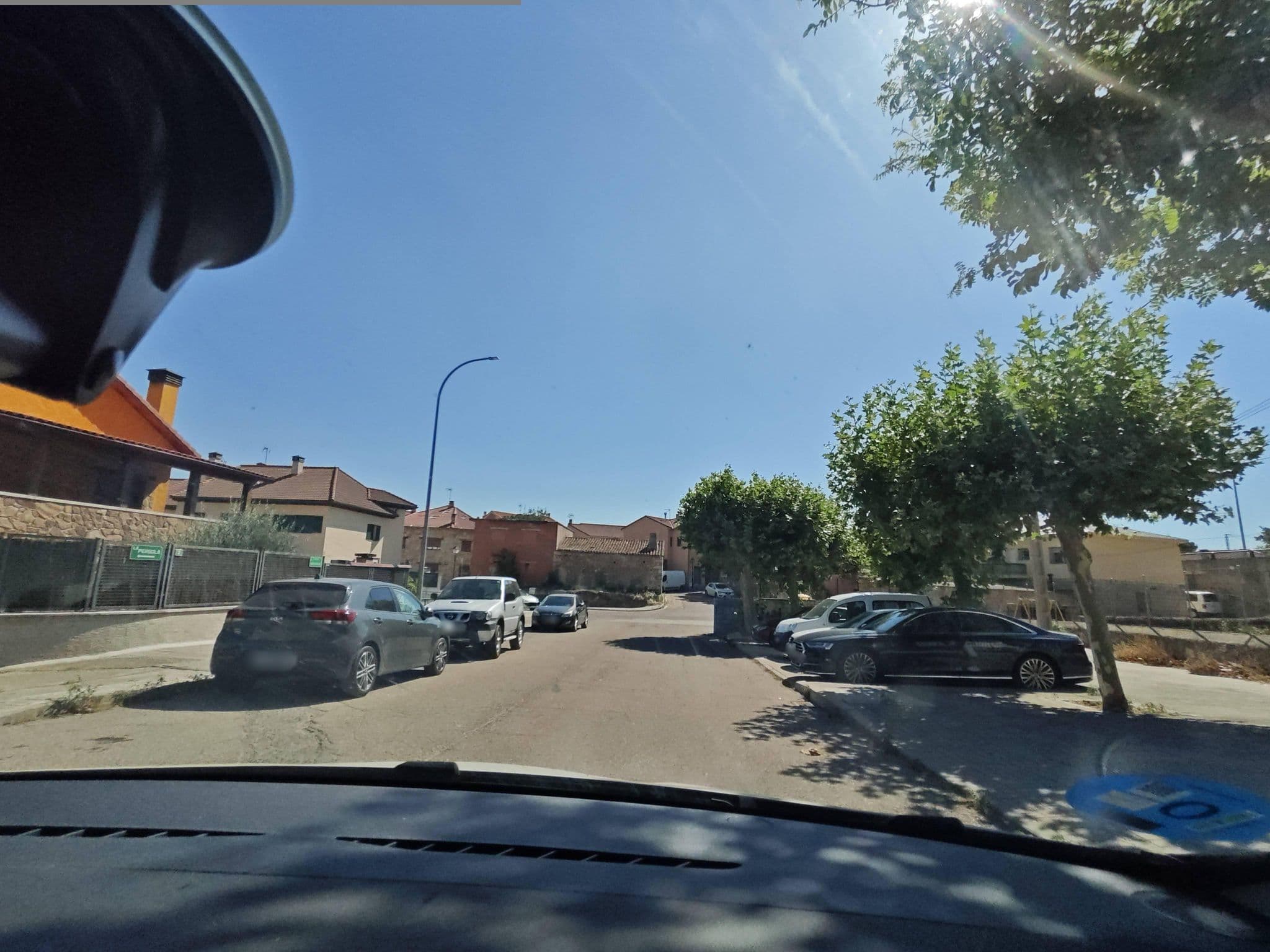 Street view near Casa Rural La Pérgola, La Cabrera — © polkillas (CC BY-SA · Mapillary)