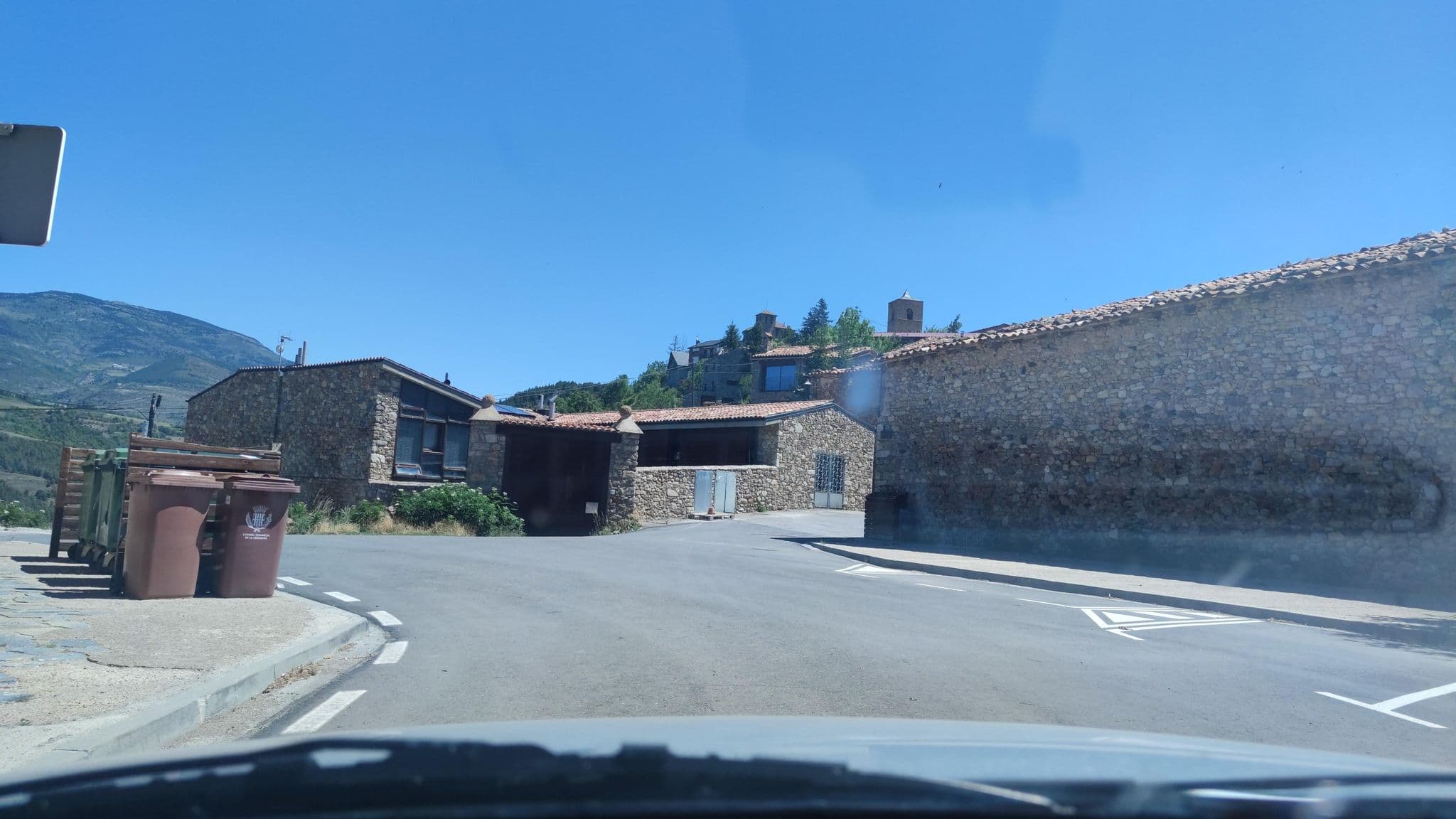 Street view near Casa Rural Cal Calsot, Toloriu — © _I_ (CC BY-SA · Mapillary)