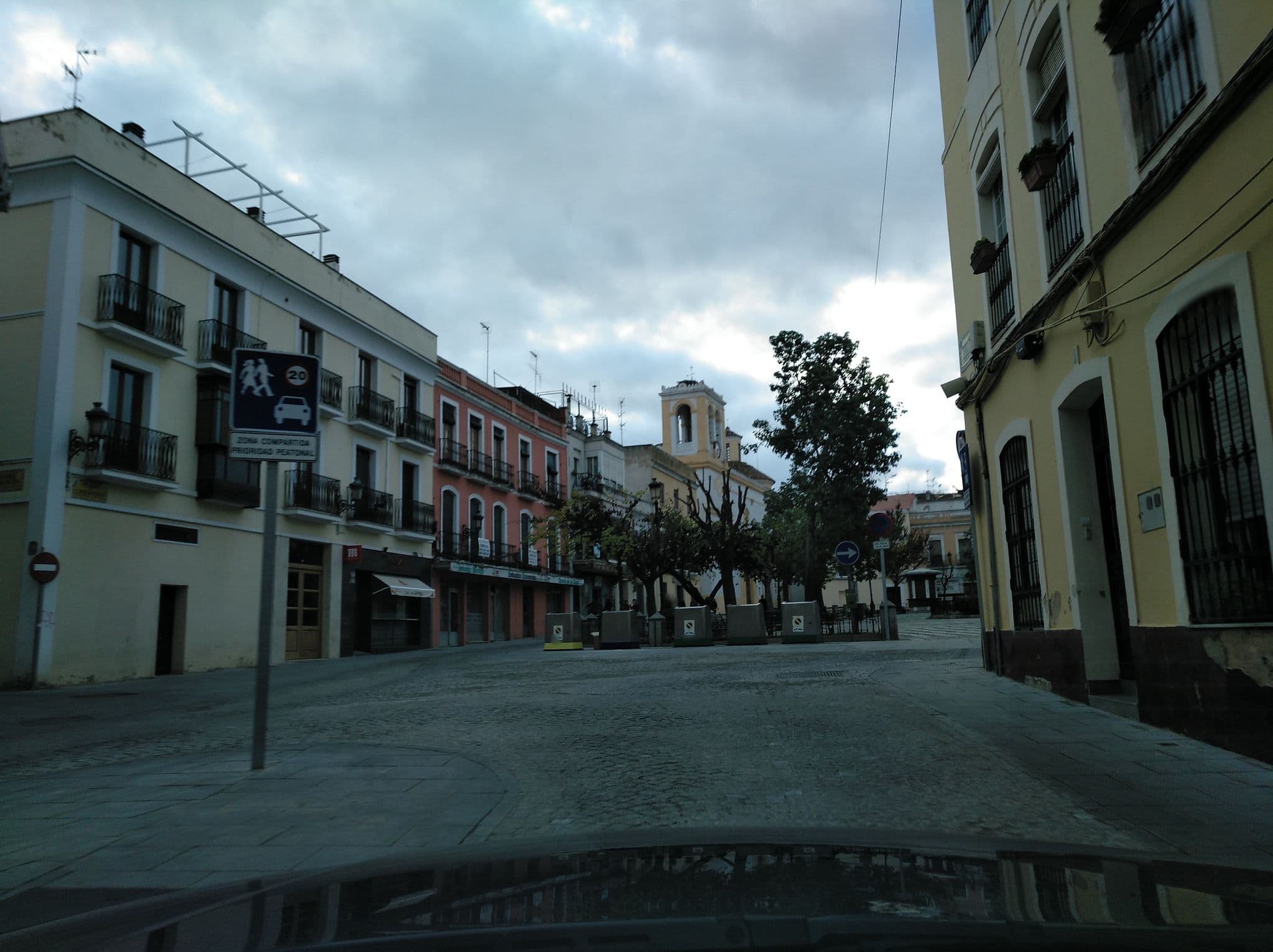 Street view near Hotel Cervantes, Badajoz — © filohipo (CC BY-SA · Mapillary)